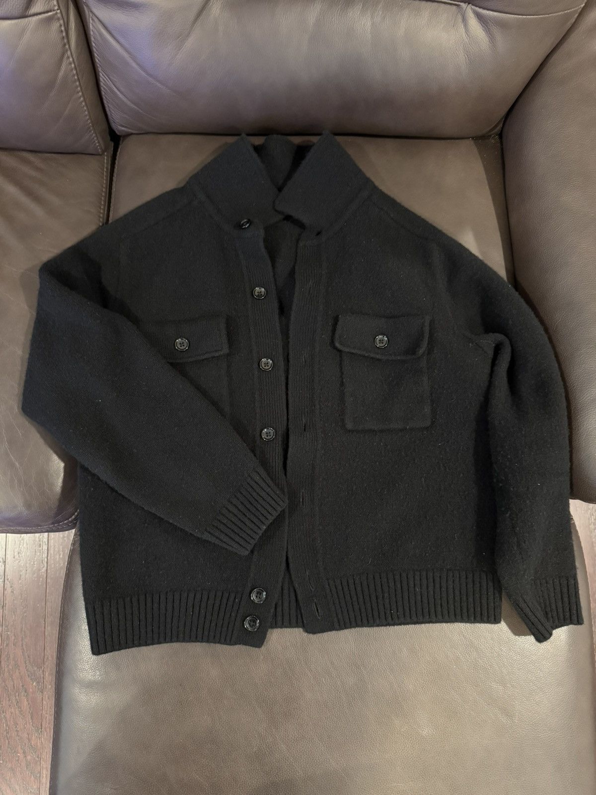 Uniqlo Black Uniqlo lambswool sweater Size US L / EU 52-54 / 3 - 1 Thumbnail