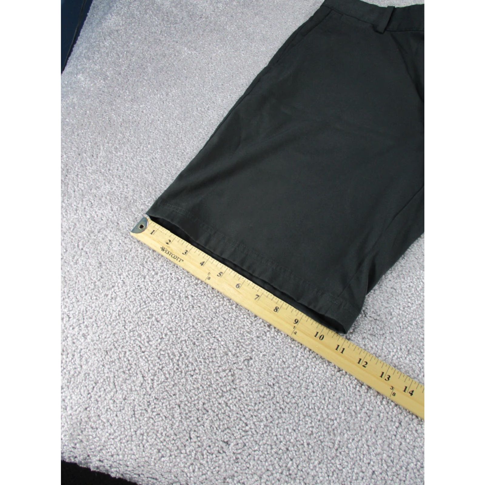 Nike Nike Golf Shorts Mens 32 Dri Fit Black Lightweight Chino Standard Fit Size US 32 / EU 48 - 4 Thumbnail
