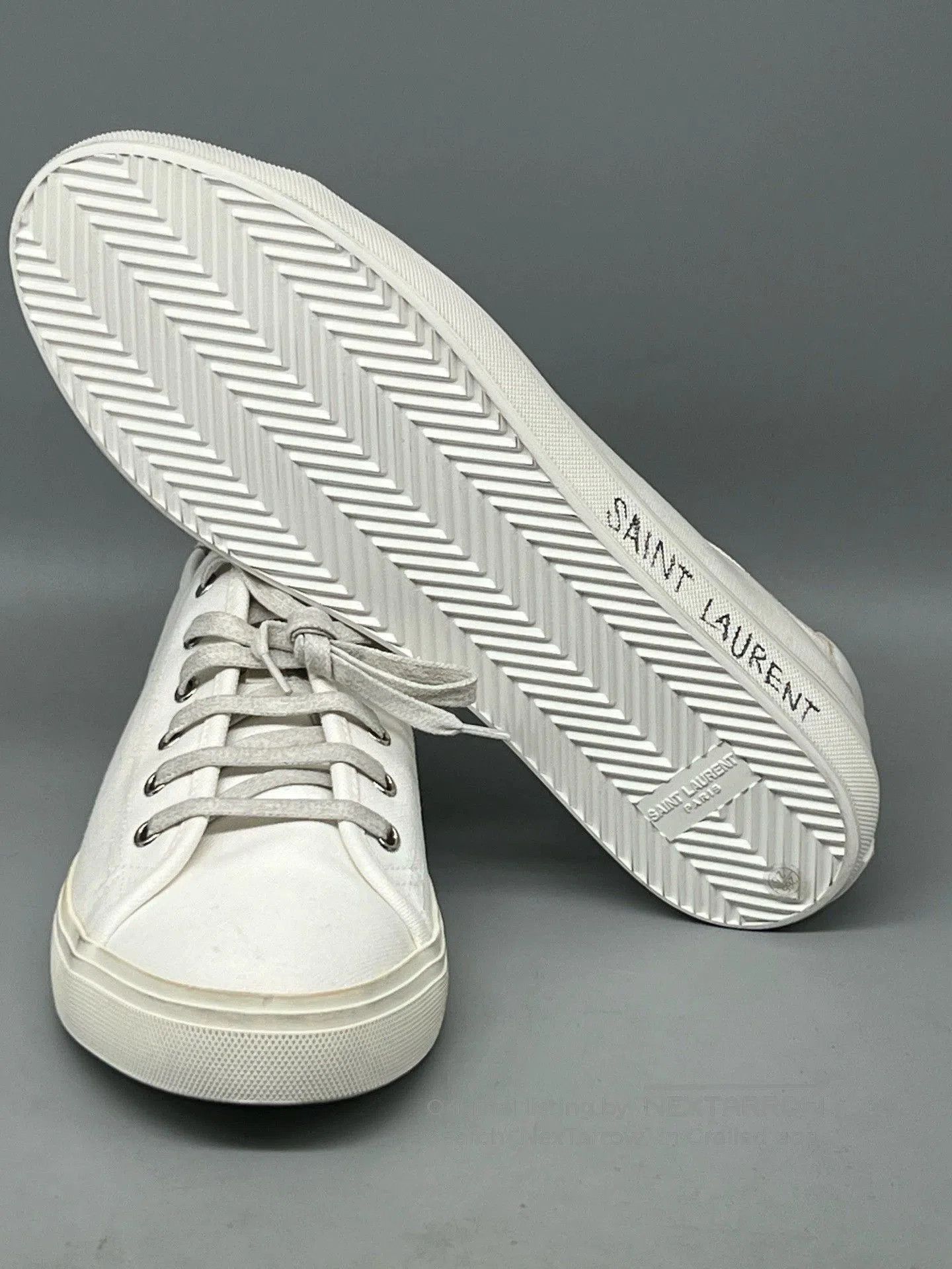 ysl malibu white canvas casual sneakers.