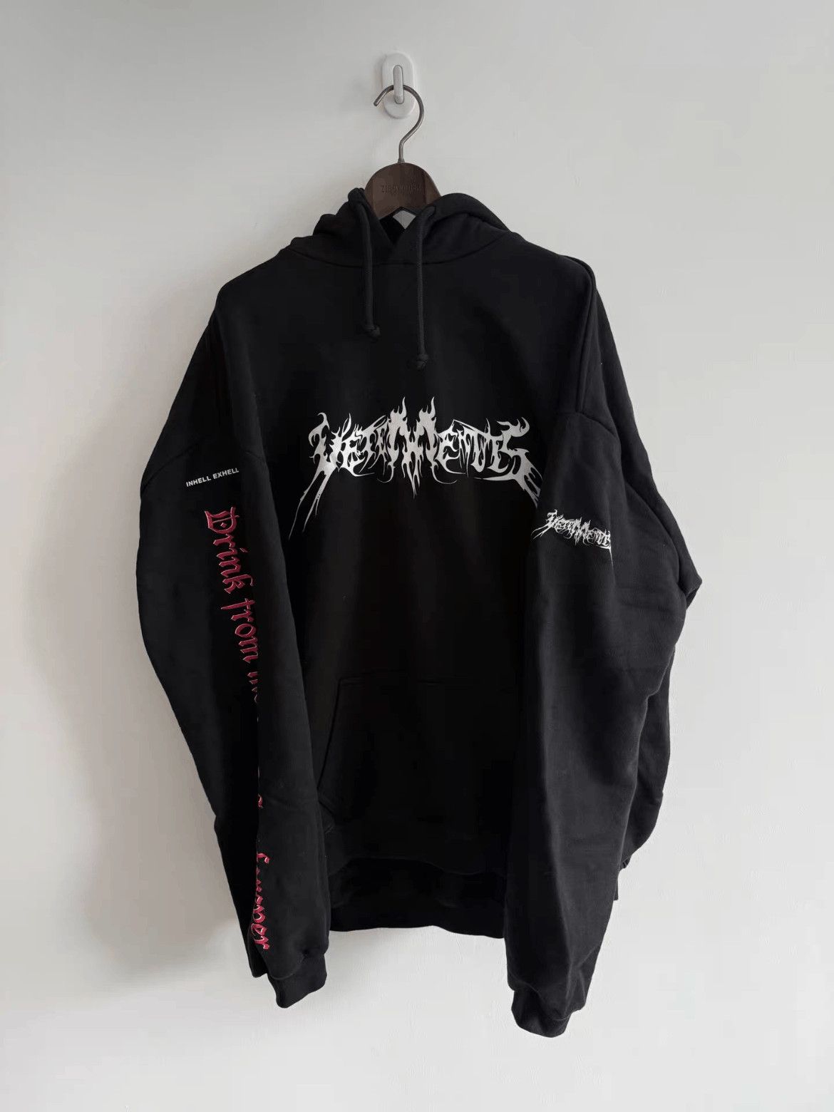 Vetements Black Total Fucking Darkness Back Logo Printed Oversized