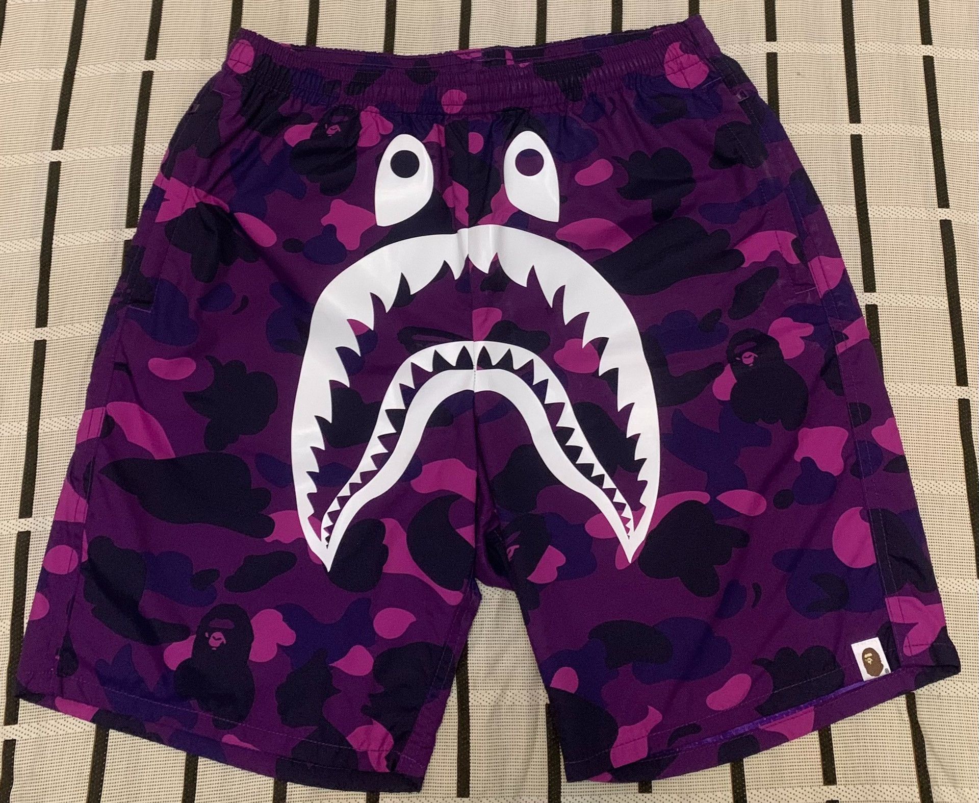 Bape Bape Shark Camo Purple Shorts M Men Size US 32 / EU 48 - 1 Thumbnail