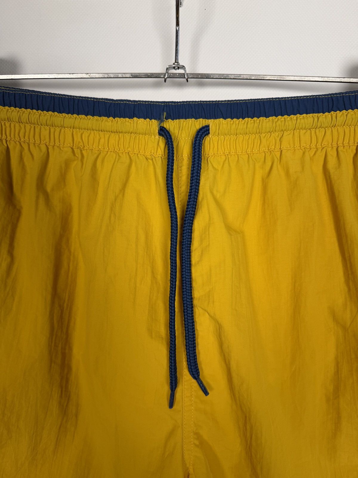 Avirex Men’s Avirex Shorts USA Flag Logo Athletic Swim Army Size M Size US 34 / EU 50 - 6 Thumbnail