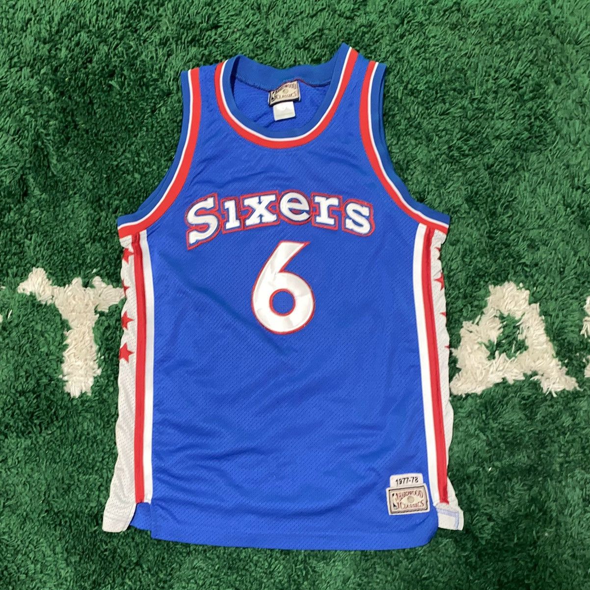 Mitchell & Ness Mitchell & Ness Julius Erving #6 Sixers 1977-78 Jersey Size US S / EU 44-46 / 1 - 1 Thumbnail