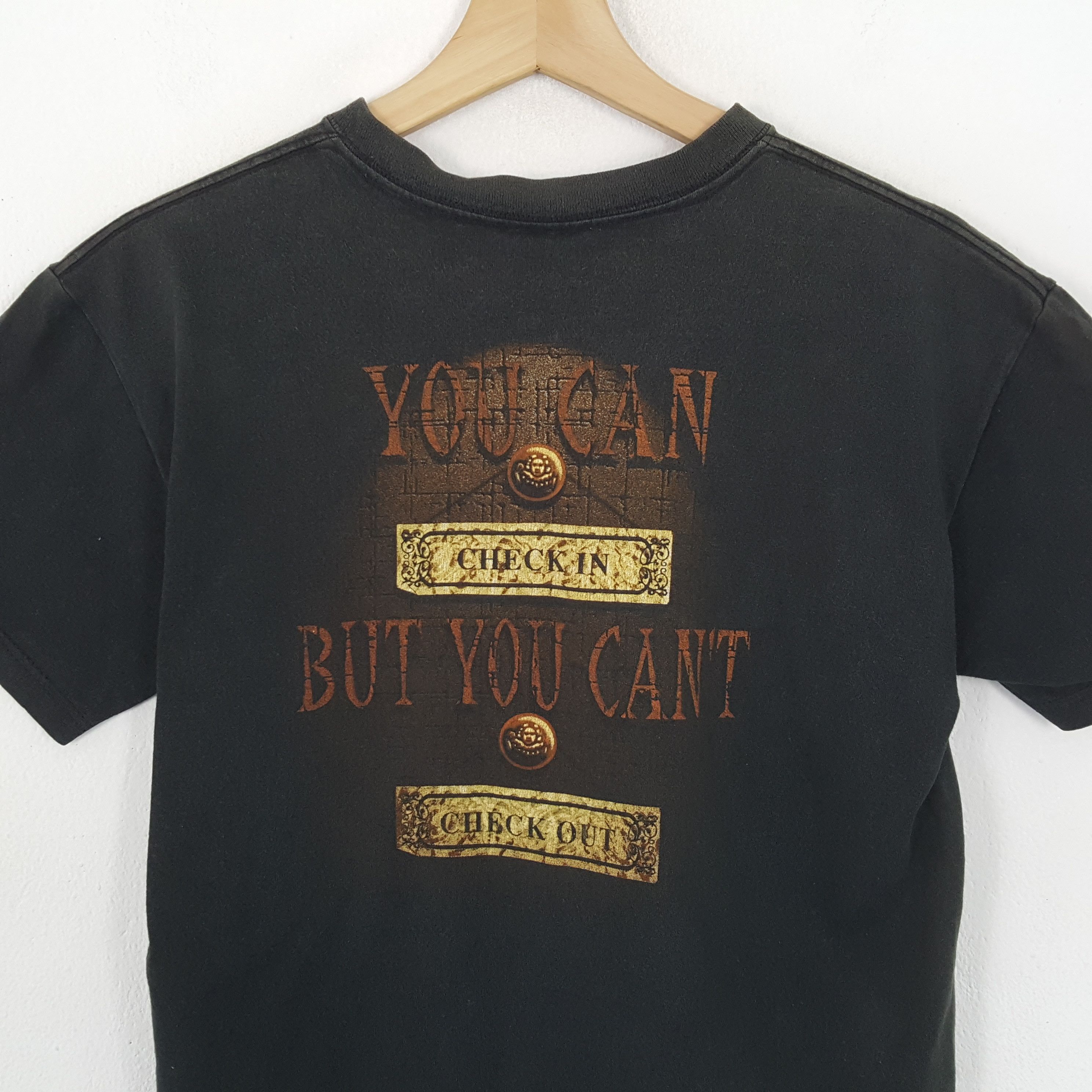 Disney × Mickey Mouse × Vintage Vintage TWINGLIGHT ZONE MICKEY MOUSE Movie T-Shirts Size M / US 6-8 / IT 42-44 - 4 Thumbnail