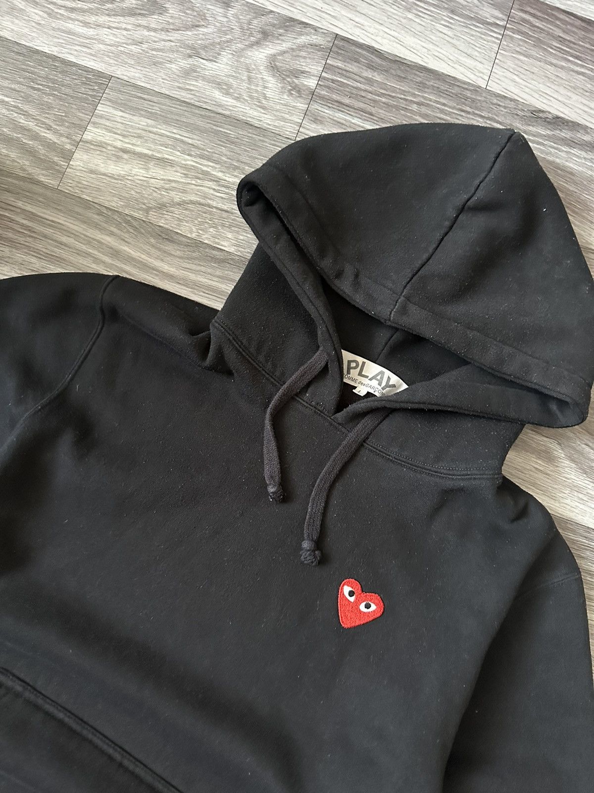 Comme des Garcons Comme des Garcons Black Small Heart Hoodie Japan hype size L Size US L / EU 52-54 / 3 - 3 Thumbnail