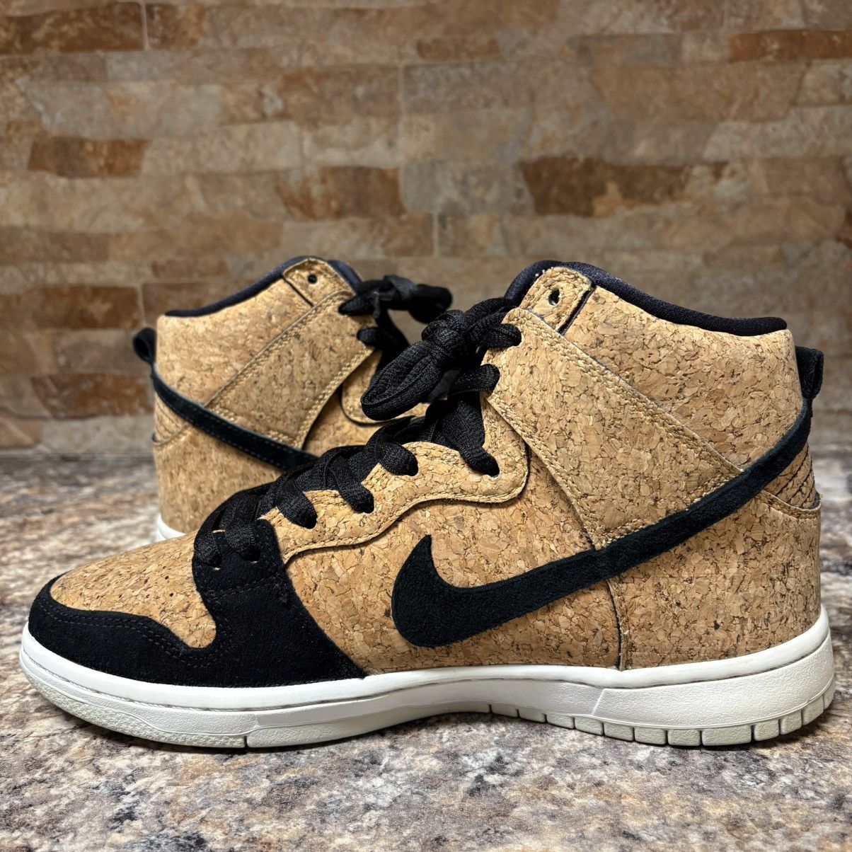 Nike SB Nike SB Dunk Premium High 2015 Cork Size 8 Size US 8 / EU 41 - 7 Thumbnail