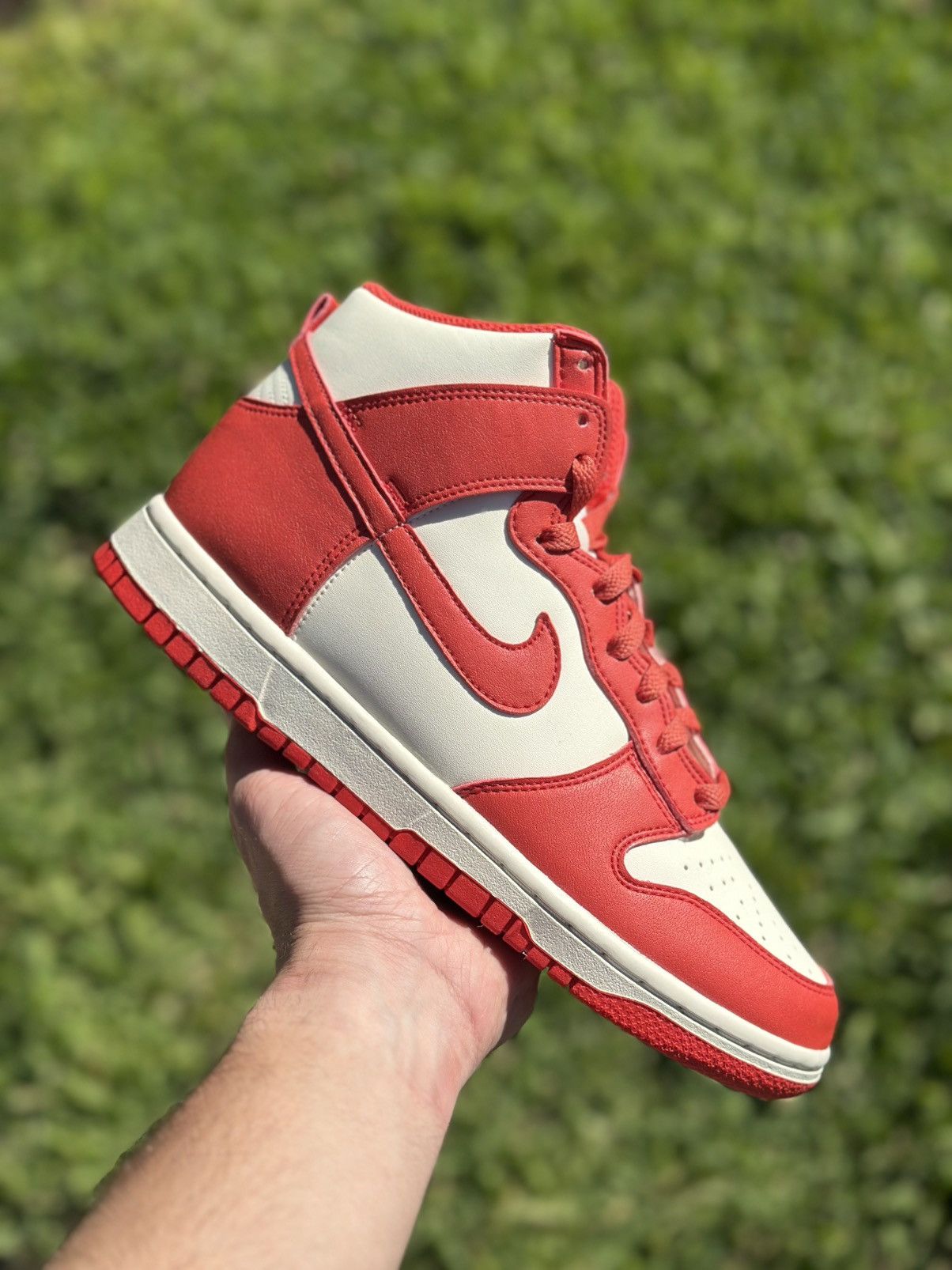 Nike Nike Dunk High Next Nature Light Crimsons Coconut Milk 8W Size US 8 / IT 38 - 1 Thumbnail