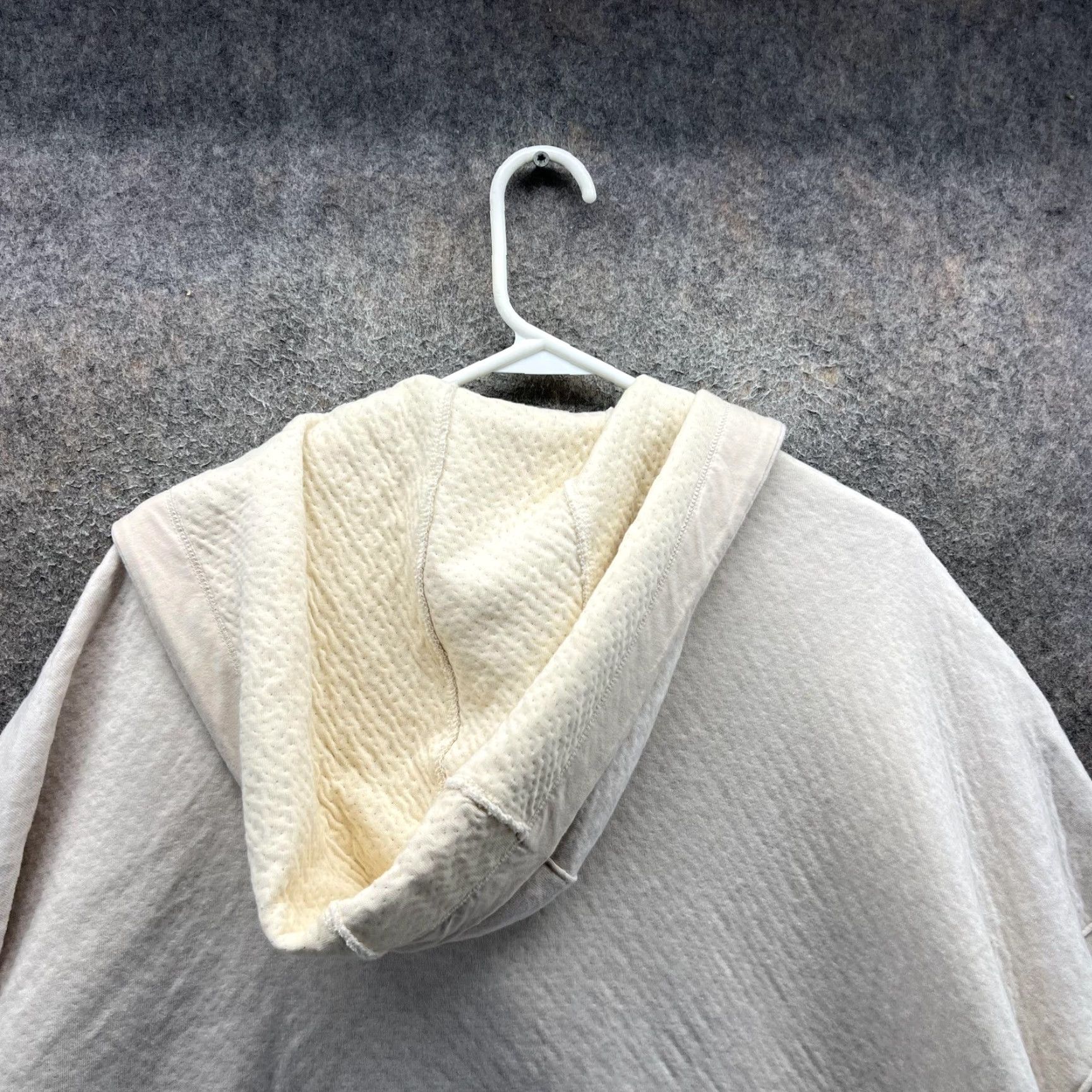 Lunya Lunya Hoodie Womens L/XL White Quilted Oversized Pullover Heavyweight Lined Pullover Casual Winter Womens Size L / US 10 / IT 46 - 6 Thumbnail