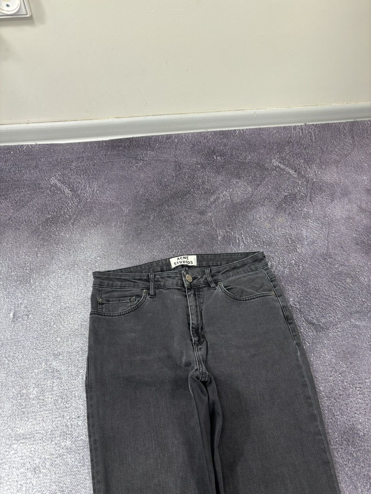 Acne Studios Acne Studios Skin 5 Used Black Women’s Mid Rise Slim Jeans Size 30" / US 8 / IT 44 - 4 Thumbnail