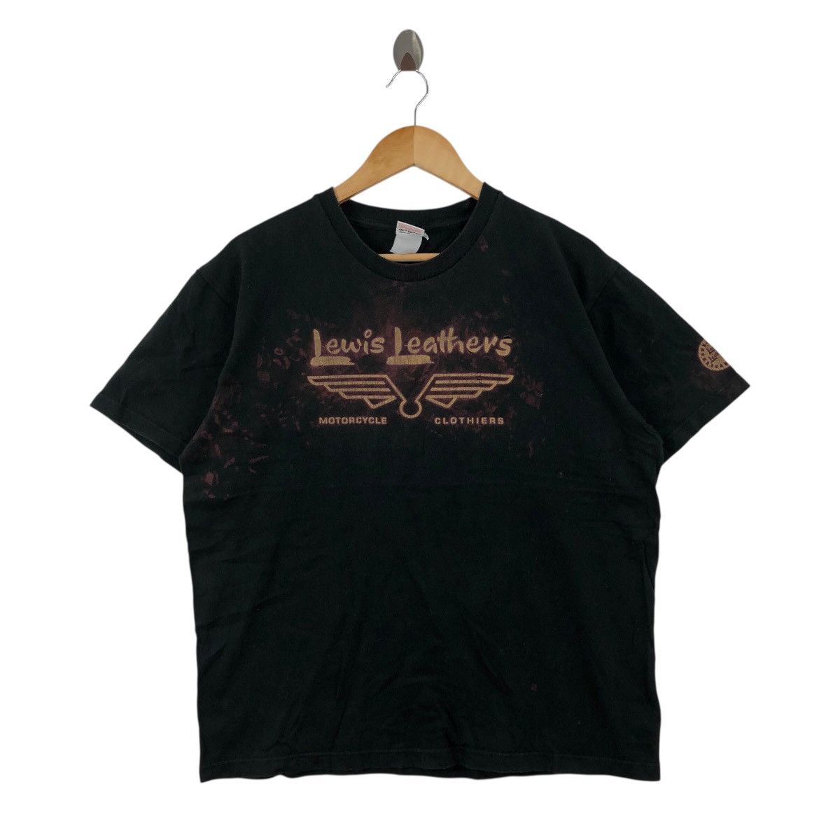 Vintage Vintage LEWIS LEATHERS T Shirt Motorcycle Clothing Japan Size US L / EU 52-54 / 3 - 1 Thumbnail