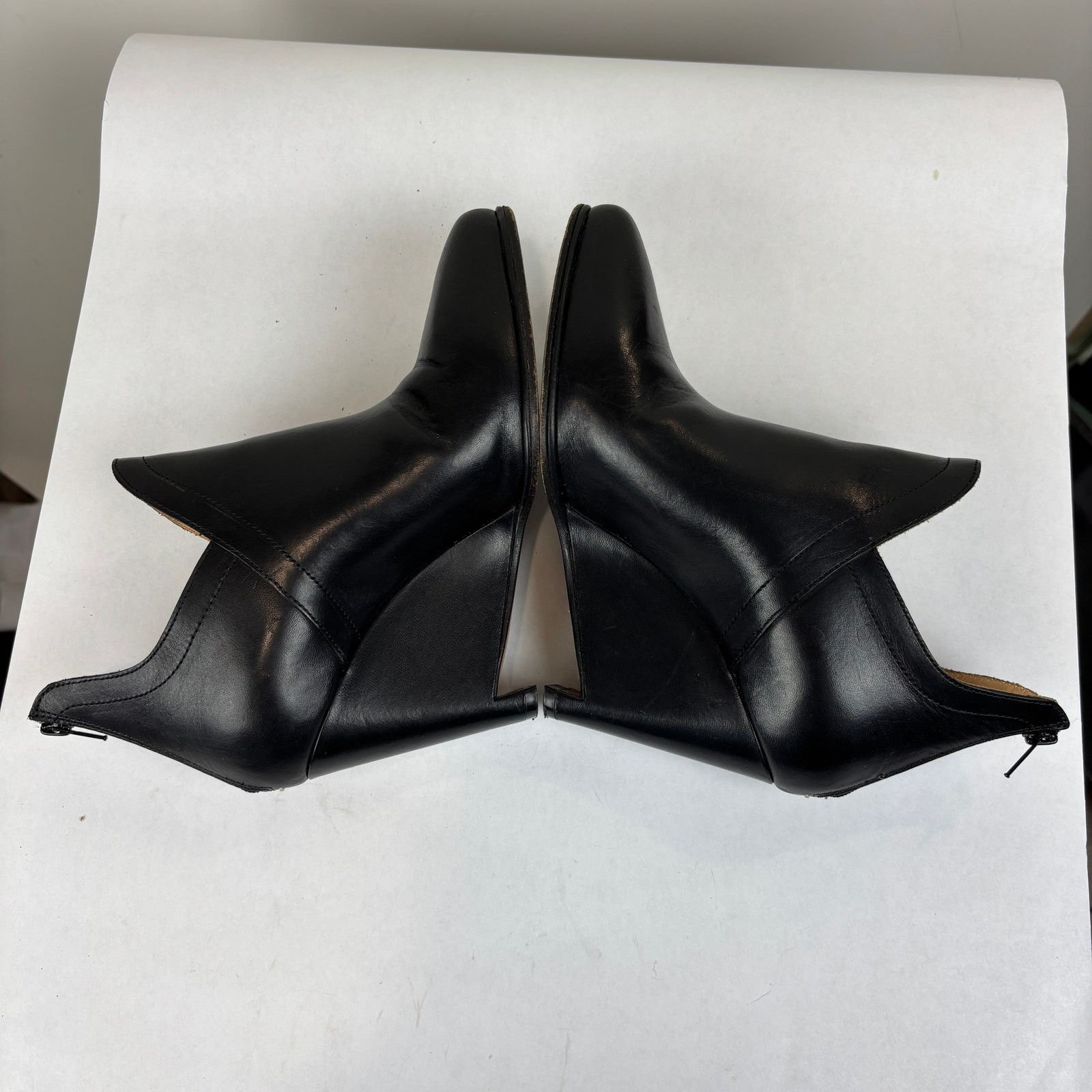 Maison Margiela Maison Margiela MM22 Leather Pointed Toe Wedge Booties 36.5 Size US 6.5 / IT 36.5 - 7 Thumbnail