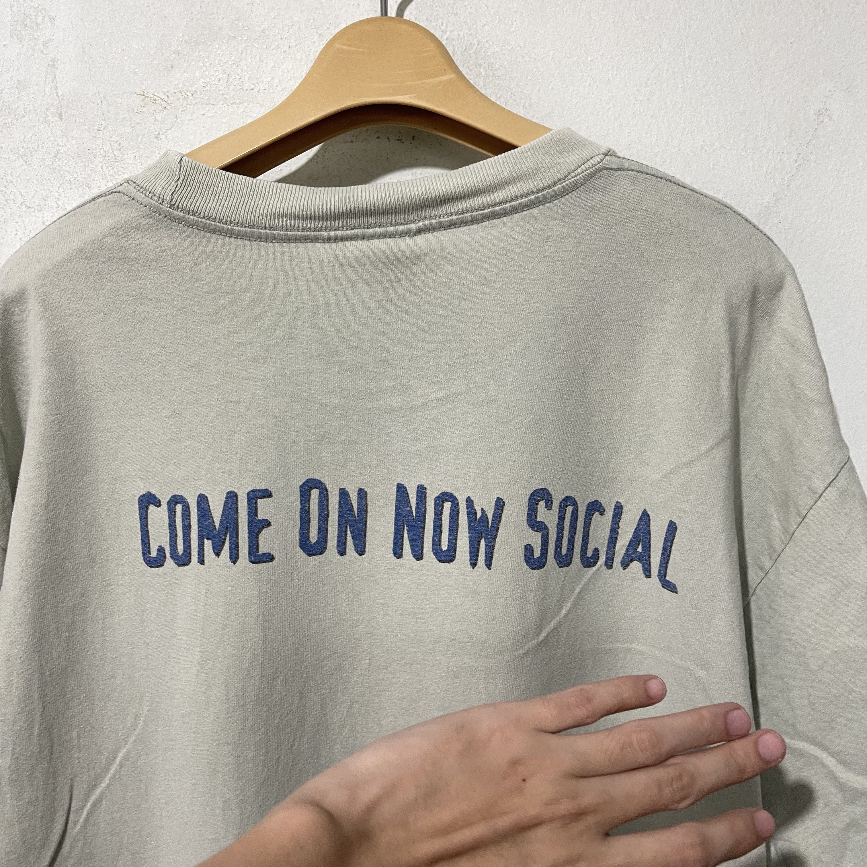 Vintage Vintage 1999 Indigo Girls Come On Now Social Studio Shirt Size US XL / EU 56 / 4 - 4 Thumbnail
