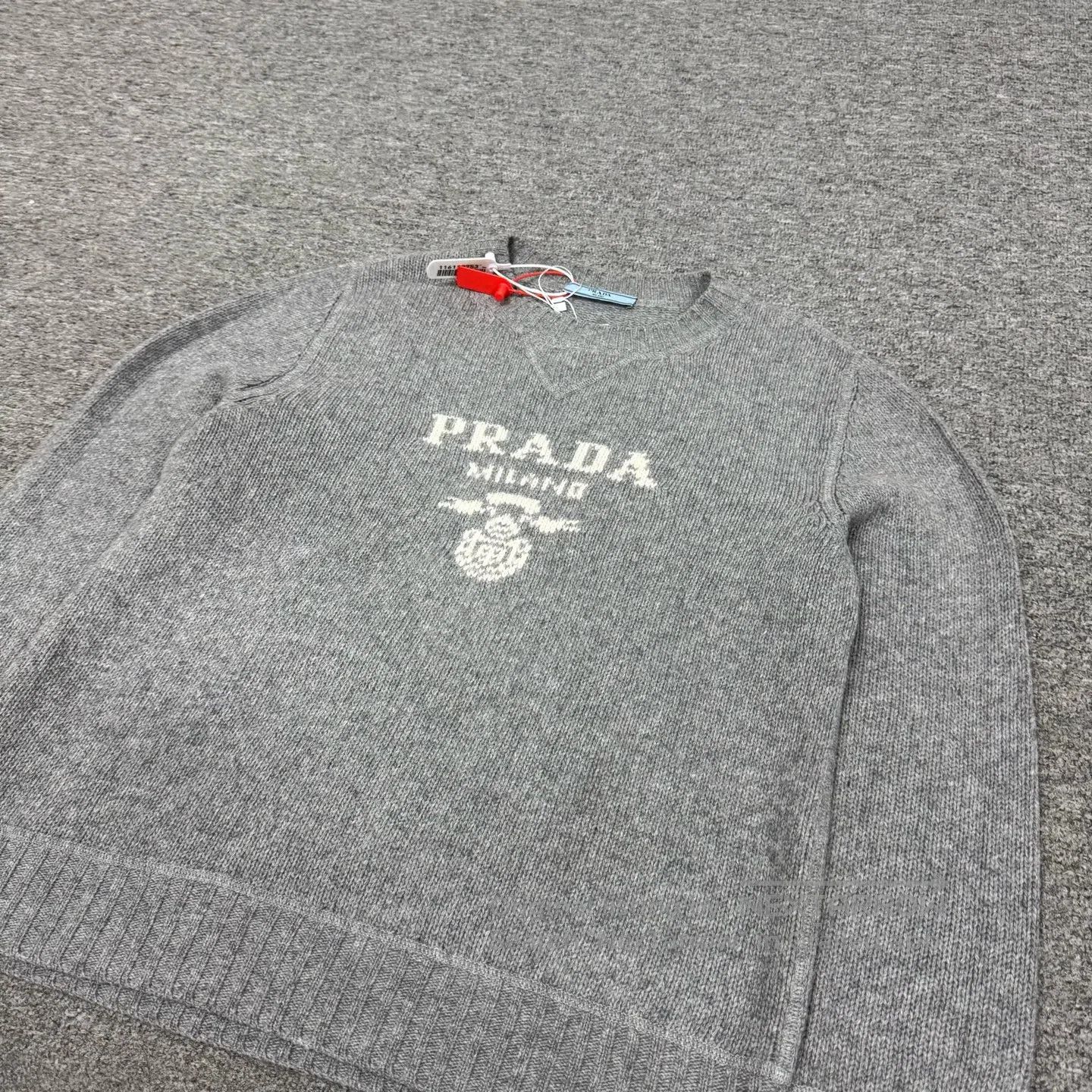 Prada Prada Wool badge jacquard round-neck sweater| Size US XXS / EU 40 - 3 Thumbnail