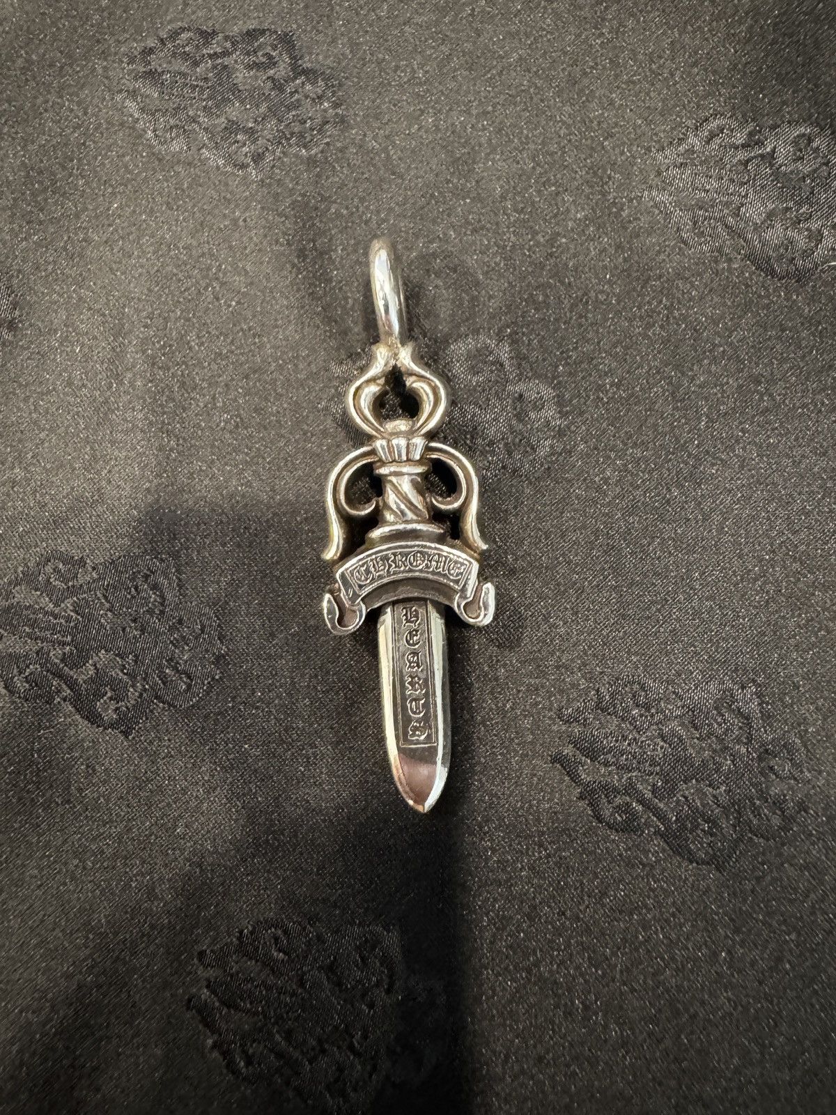 アクセサリー CHROME HEARTS Double Dagger Necklace Chrome hearts double dagger pendant