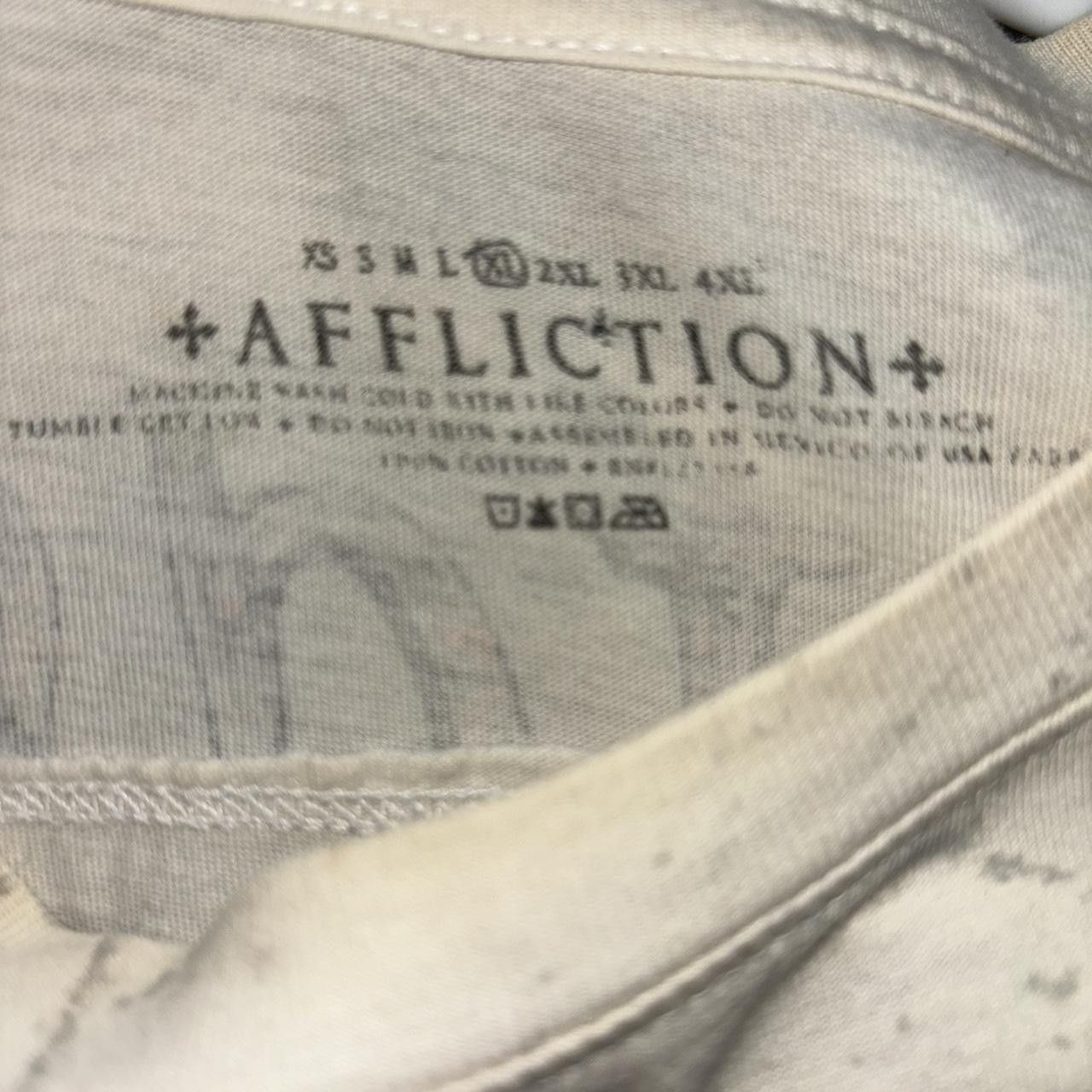 Affliction Affliction cream and red shirt men's size XL Size US XL / EU 56 / 4 - 3 Thumbnail