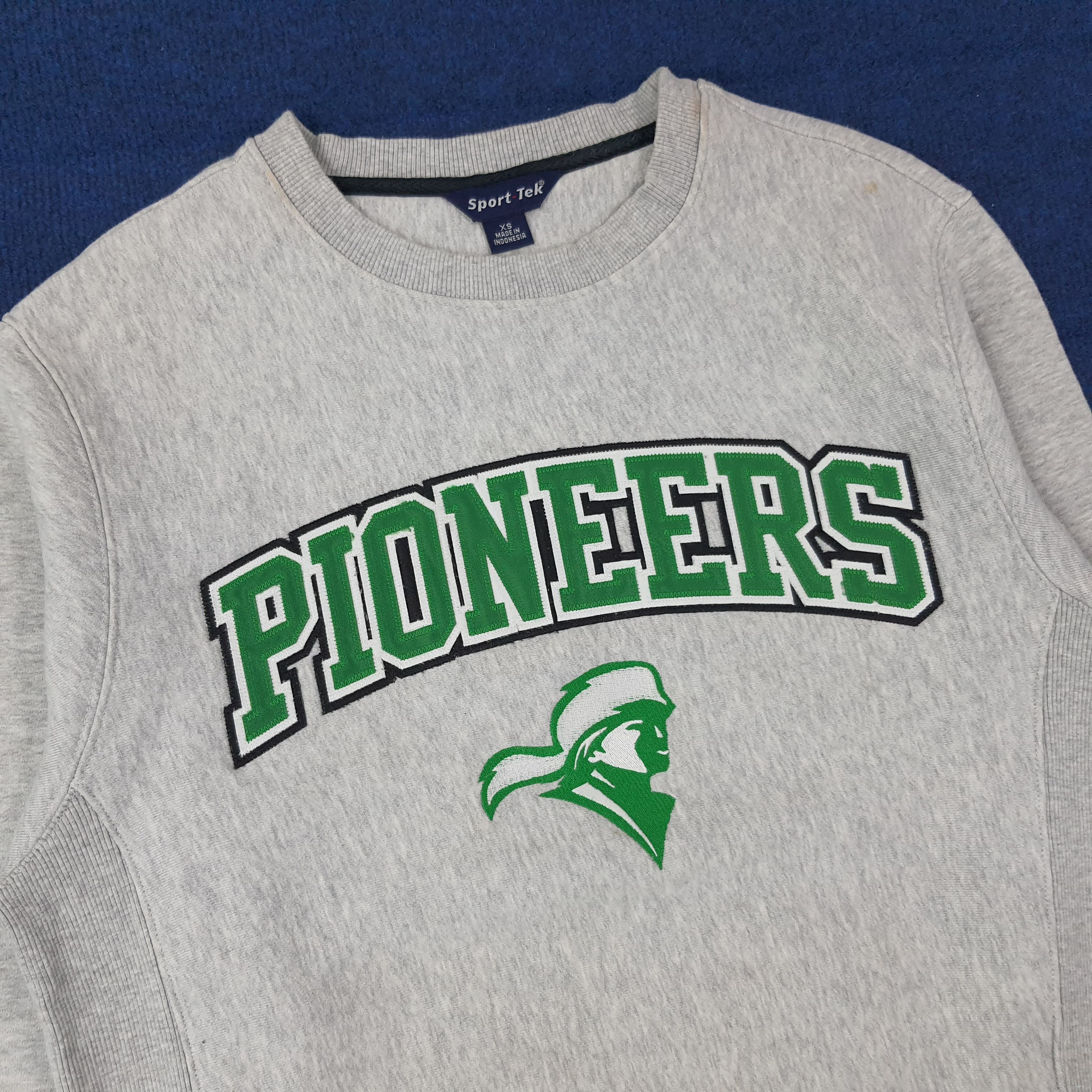 Vintage Vintage St. Paul Pioneers Football Sweatshirt C266N12 Size US S / EU 44-46 / 1 - 2 Thumbnail