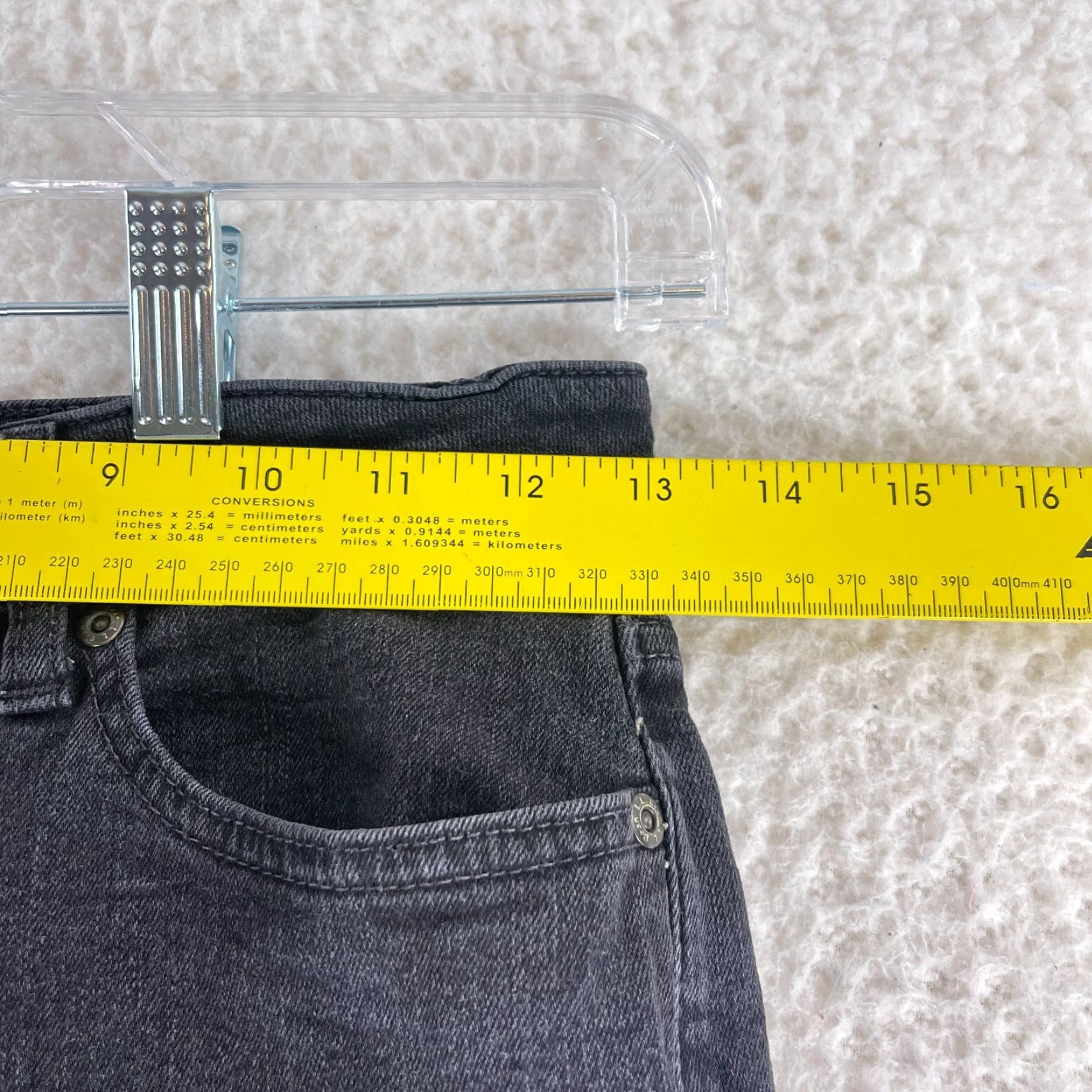 Vintage L.L. Bean Black Denim Classic Fit Jeans Womens Size 6 Straight Leg Mid-Rise Jeans Size 28" / US 6 / IT 42 - 7 Thumbnail