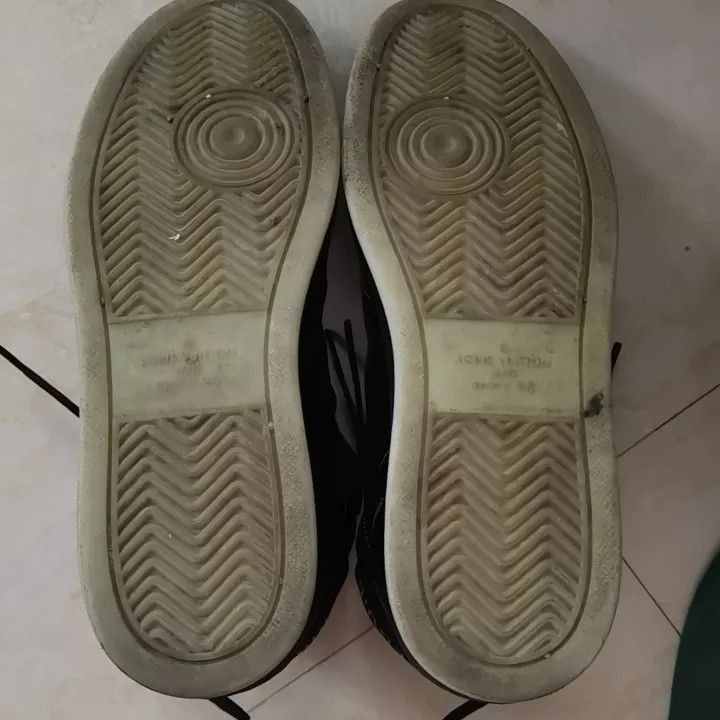 Other Louis Vuitton High-Top Sneakers in Black -2508 Size US 8 / EU 41 - 4 Thumbnail