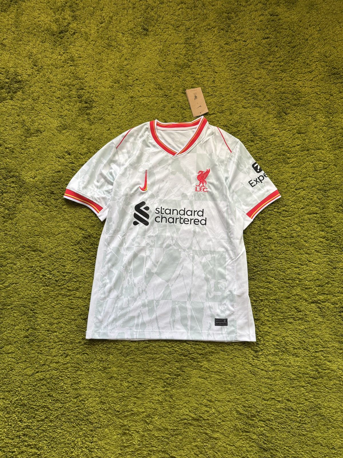 Nike Nike x Liverpool football club jersey t-shirt NWT Size US M / EU 48-50 / 2 - 1 Thumbnail