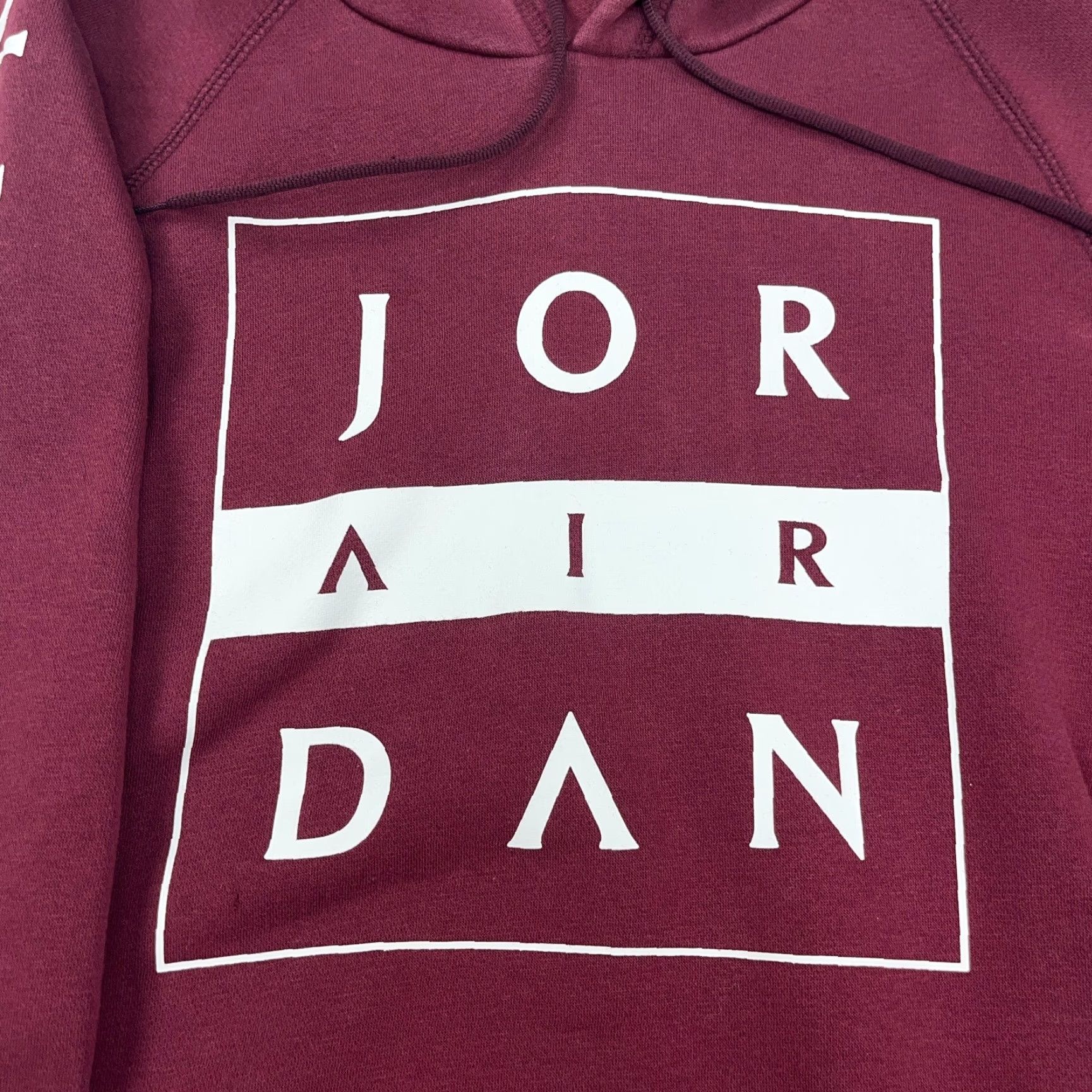 Jordan Brand Jordan Hoodie Men M Maroon White Sweatshirt Jump Man Air Logo Graphic pullover Hooded with Pockets All Seasons Nike? Size US M / EU 48-50 / 2 - 4 Thumbnail