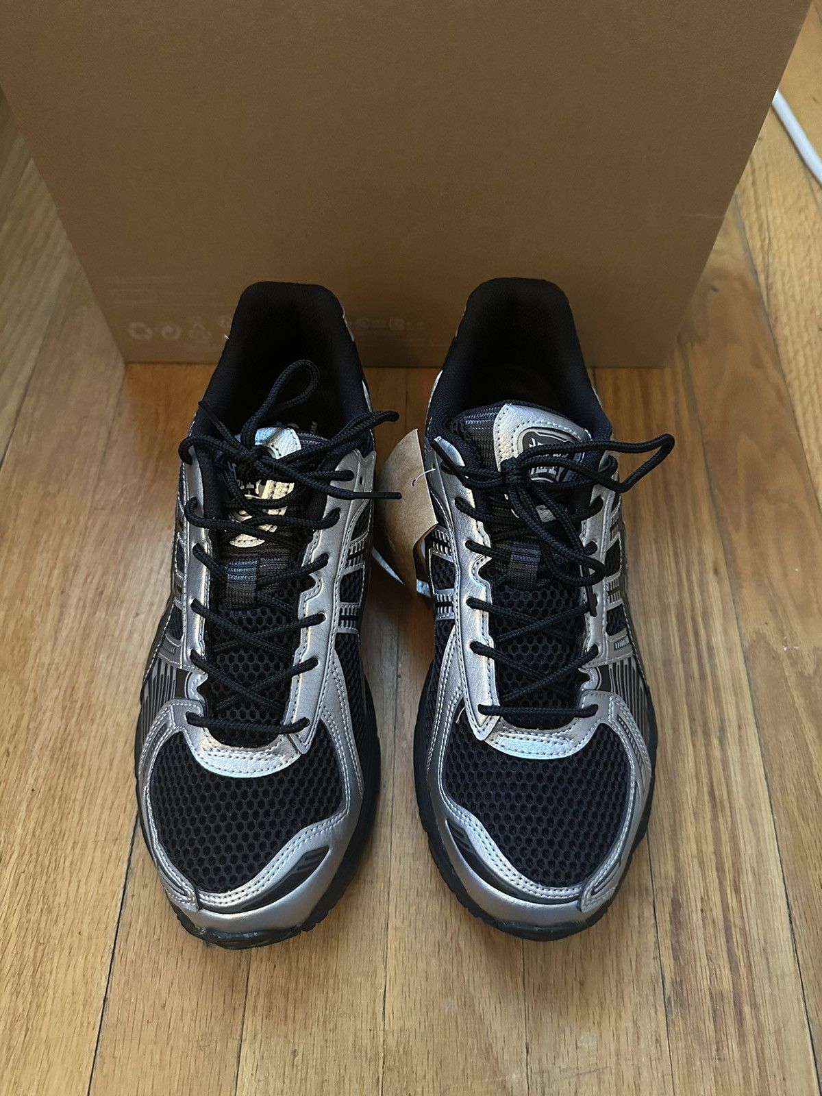 Asics Asics Gel Kayano 12.1 Black/Graphite Grey Size US 8.5 / EU 41-42 - 1 Thumbnail