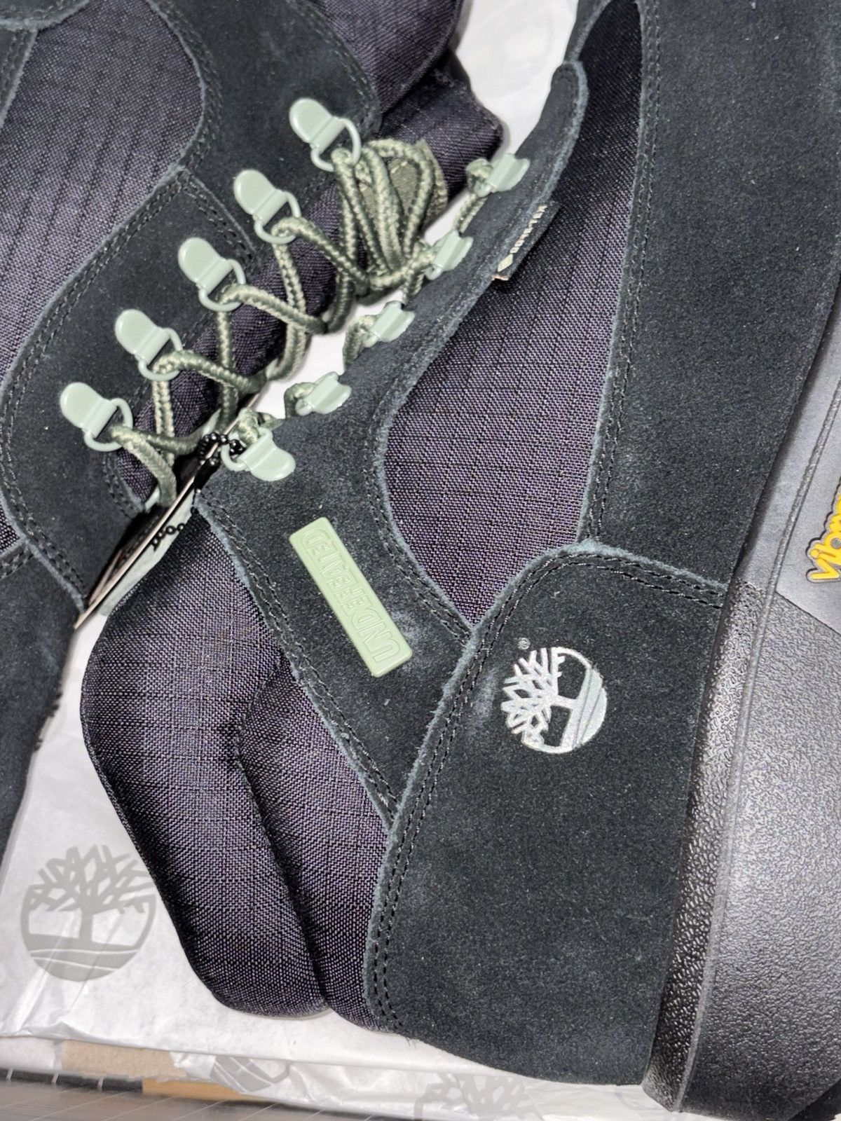 Undefeated Timberland Field Boot Lace Up Gore-Tex Undefeated Black Size US 13 / EU 46 - 2 Thumbnail