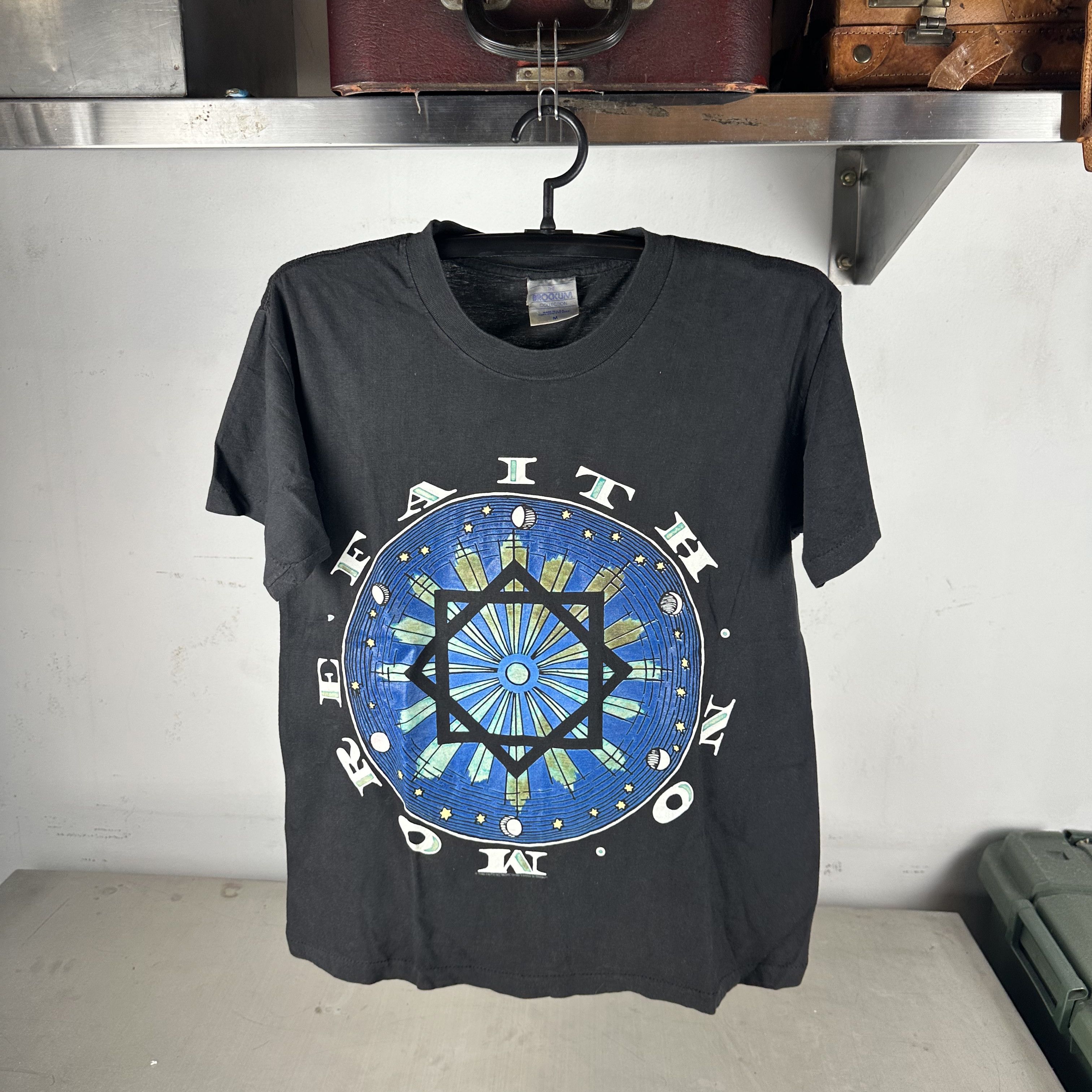 Vintage ​​1992 Faith No More Rock Band Tour Concert T-shirt Size US M / EU 48-50 / 2 - 1 Thumbnail