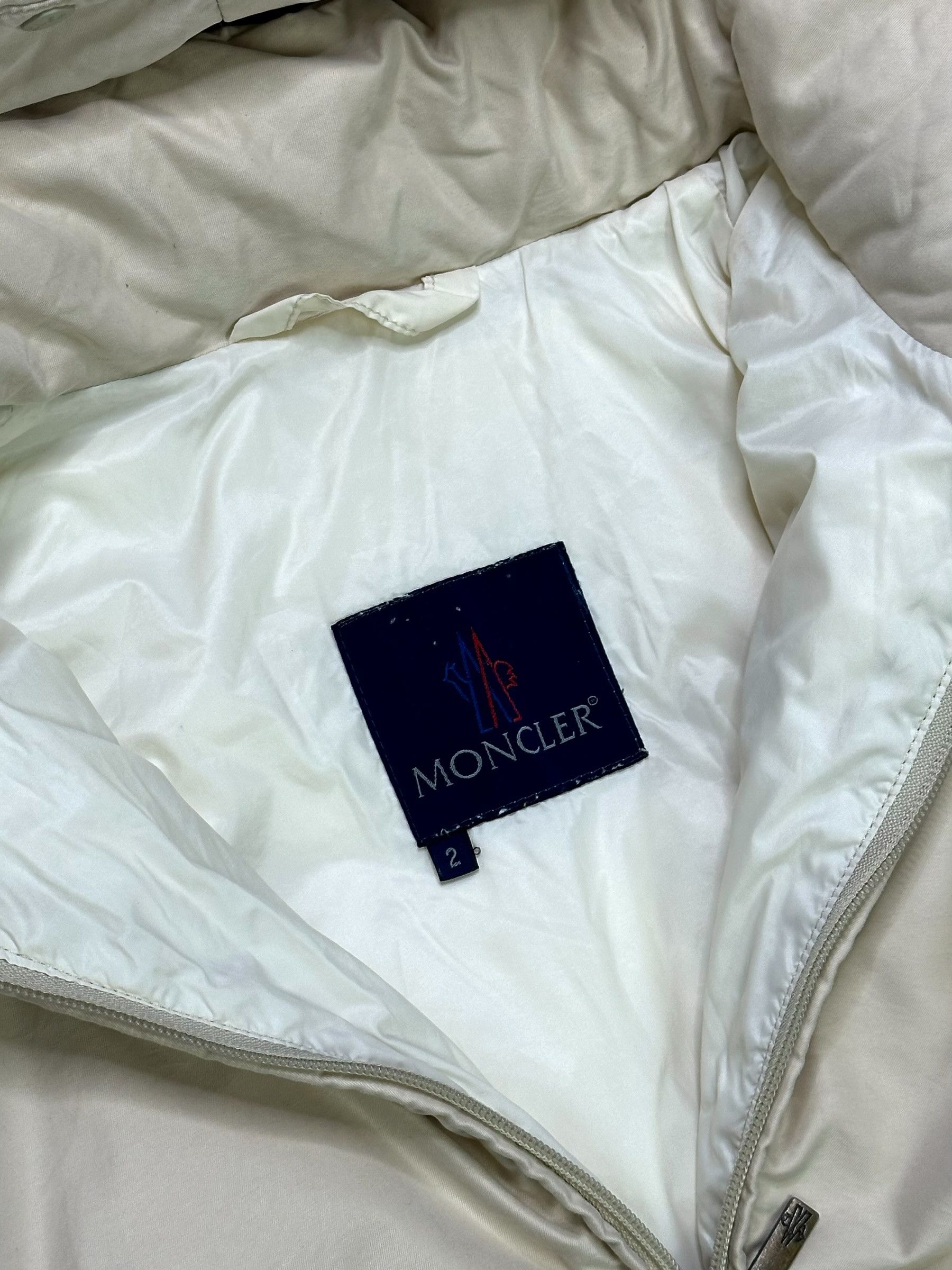 Moncler Moncler Hooded vintage jacket Size M / US 6-8 / IT 42-44 - 12 Thumbnail