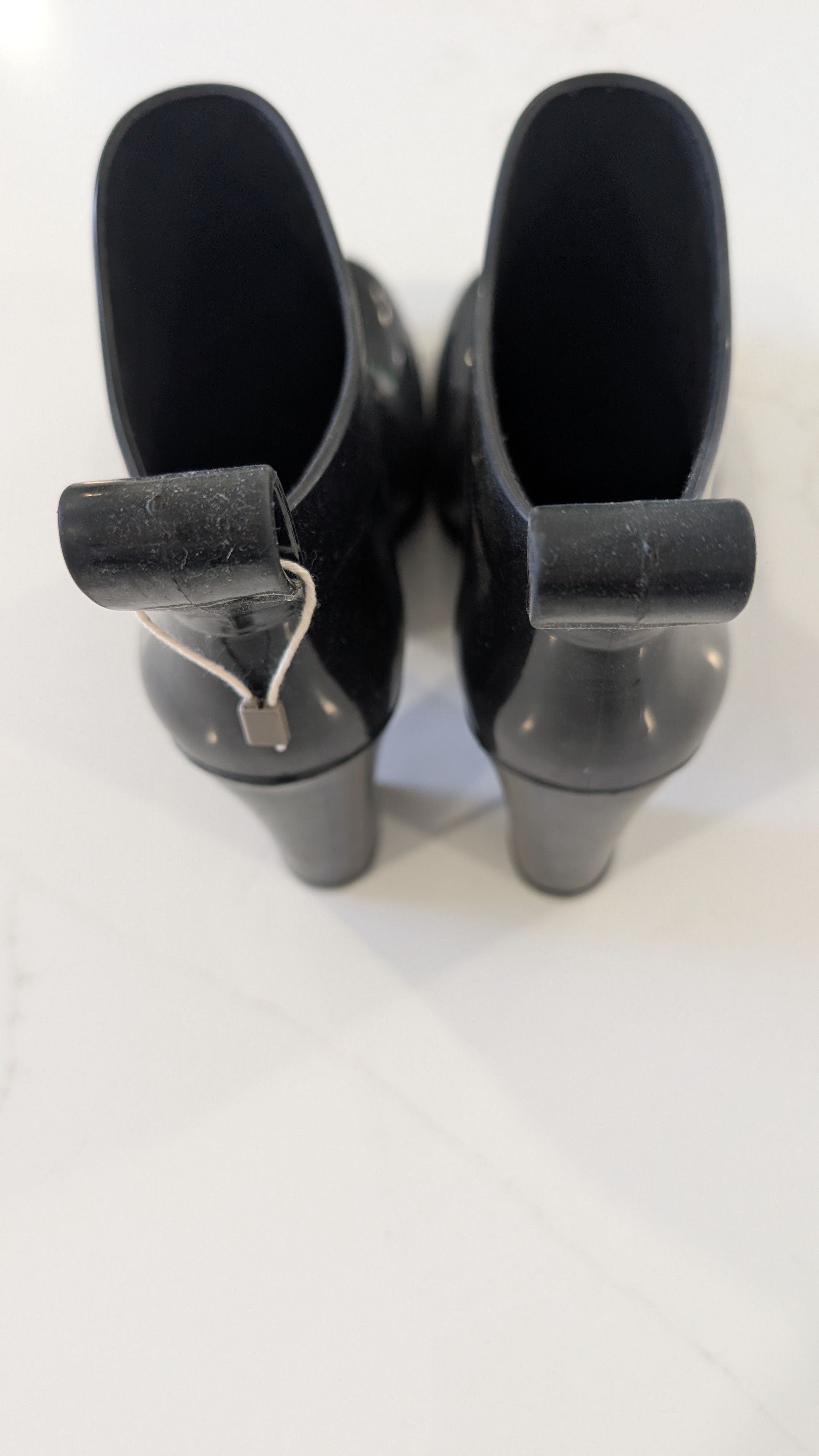 Bottega Veneta Bottega Veneta Black Shiny Rubber Shine Ankle Boots EU 36 Size US 6 / IT 36 - 10 Thumbnail
