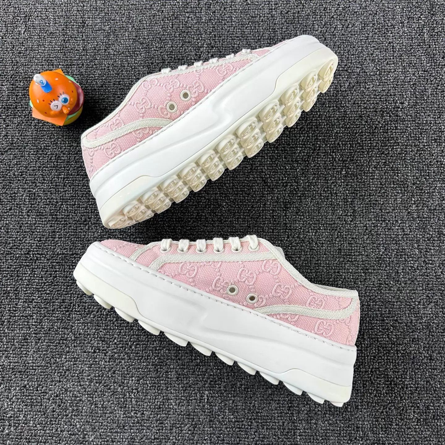 Gucci Gucci pink embroidered platform shoes EUR 35 Size US 4.5 / IT 34.5 - 3 Thumbnail