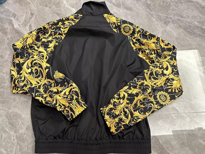 Versace Versace A classic jacket for men Size US M / EU 48-50 / 2 - 8 Thumbnail