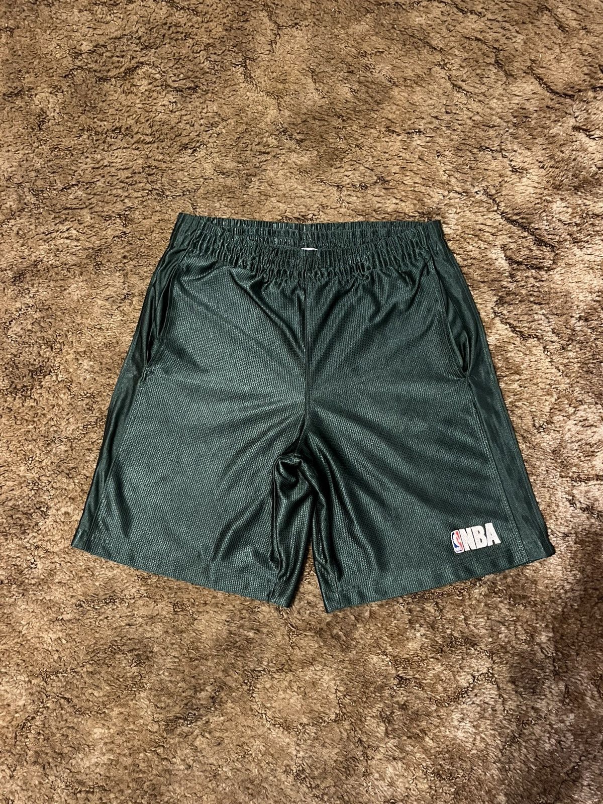 NBA Vintage NBA Mesh Basketball Logo Shorts Green Medium Size US 32 / EU 48 - 1 Thumbnail