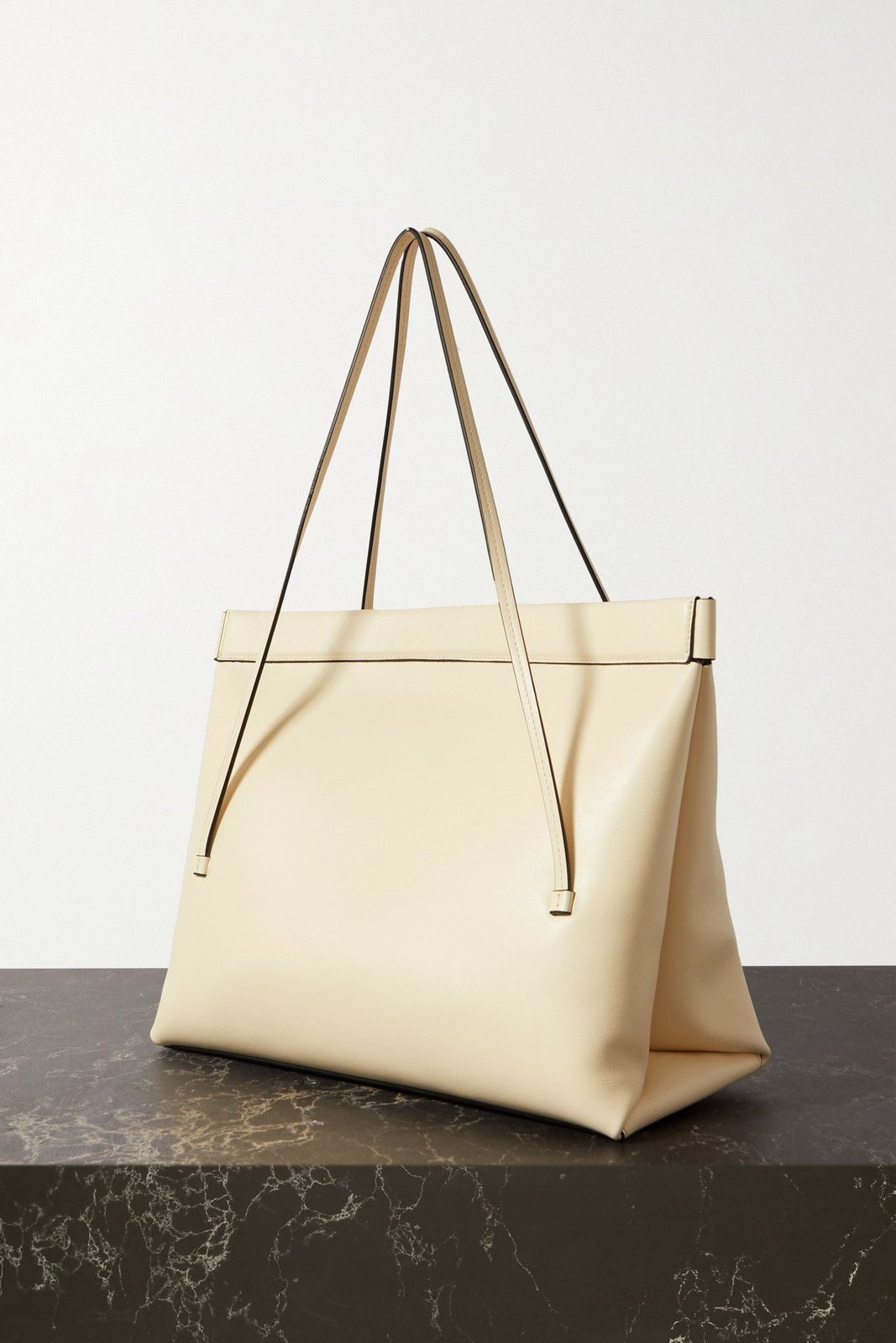 Joanna Medium Leather Shoulder Bag in White, Women's — image 3 of 5