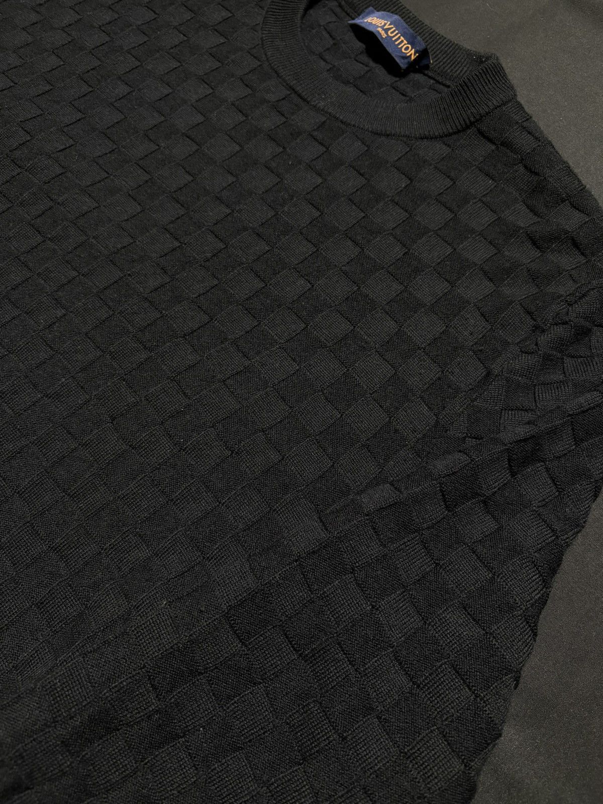 Louis Vuitton Louis Vuitton Black Wool Crewneck - Size M Size US M / EU 48-50 / 2 - 2 Thumbnail