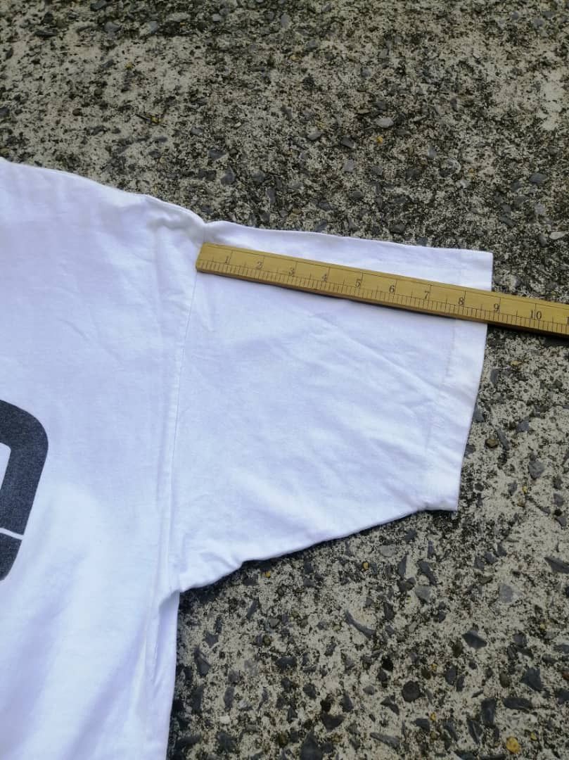 Fubu × Vintage Vintage Fubu Jeans Photo Tee Size US L / EU 52-54 / 3 - 7 Thumbnail
