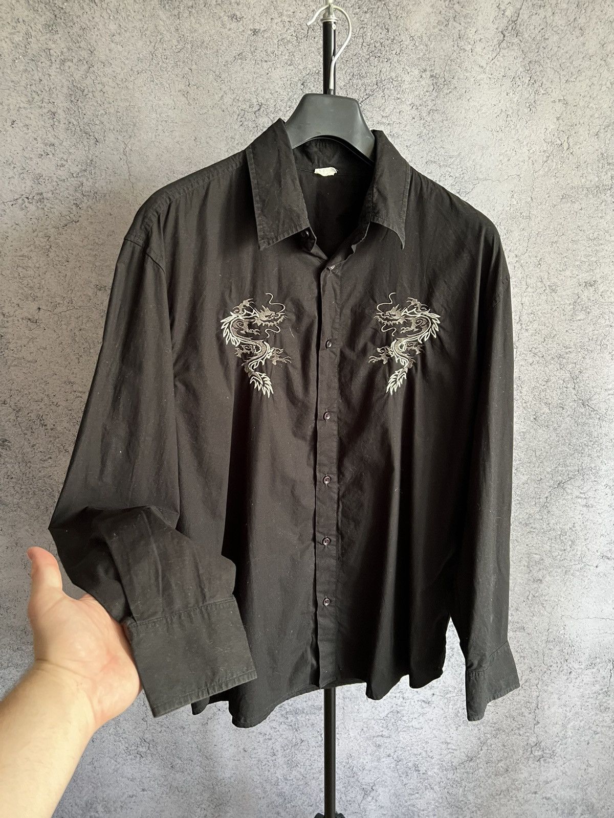 Vintage Y2K Dragon Shirt Button Up Embroidered Print Crazy Style Size US XL / EU 56 / 4 - 2 Thumbnail