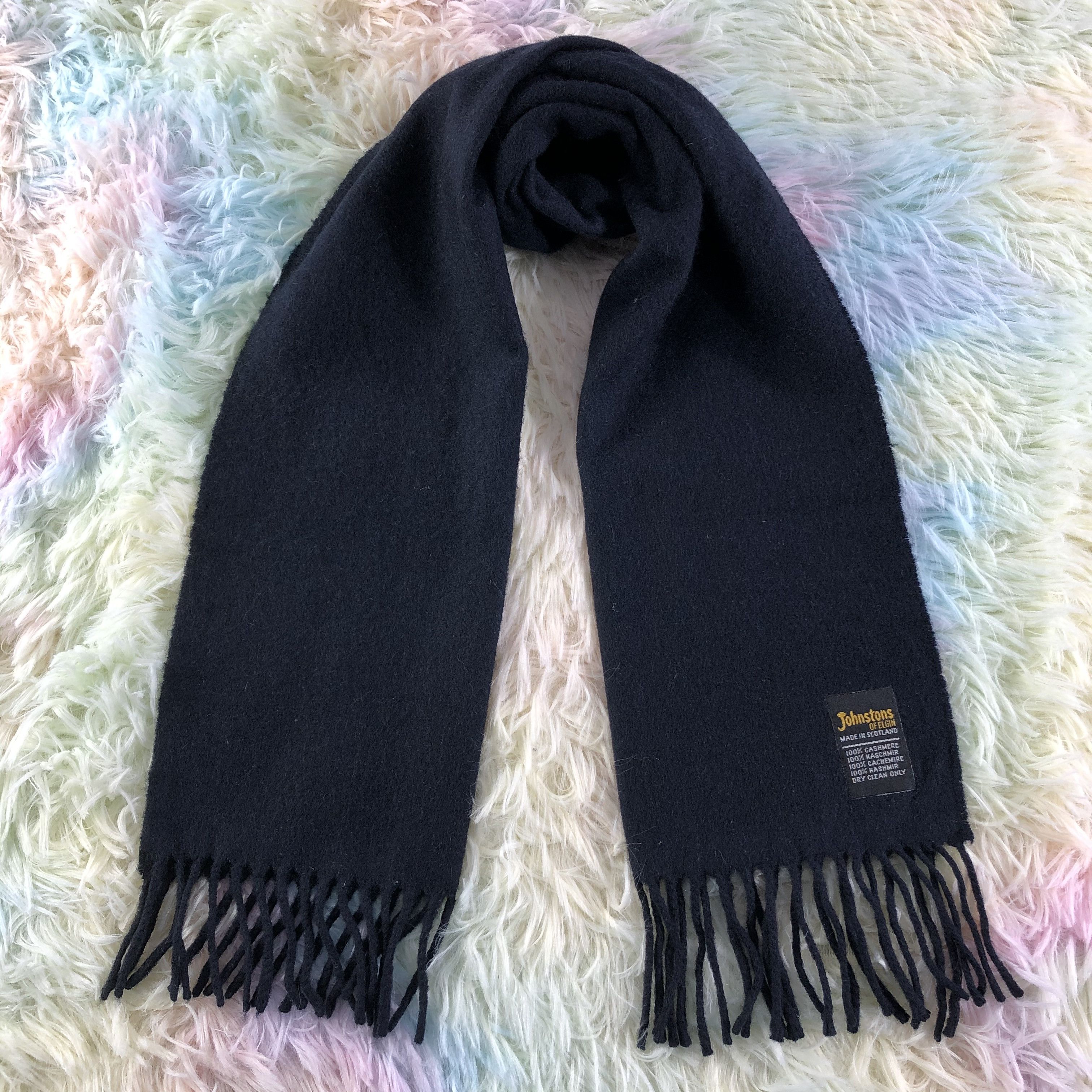 Johnstons Of Elgin Johnstons Of Elgin Scarf / Muffler / Neckwear - KM536 Size ONE SIZE - 1 Thumbnail