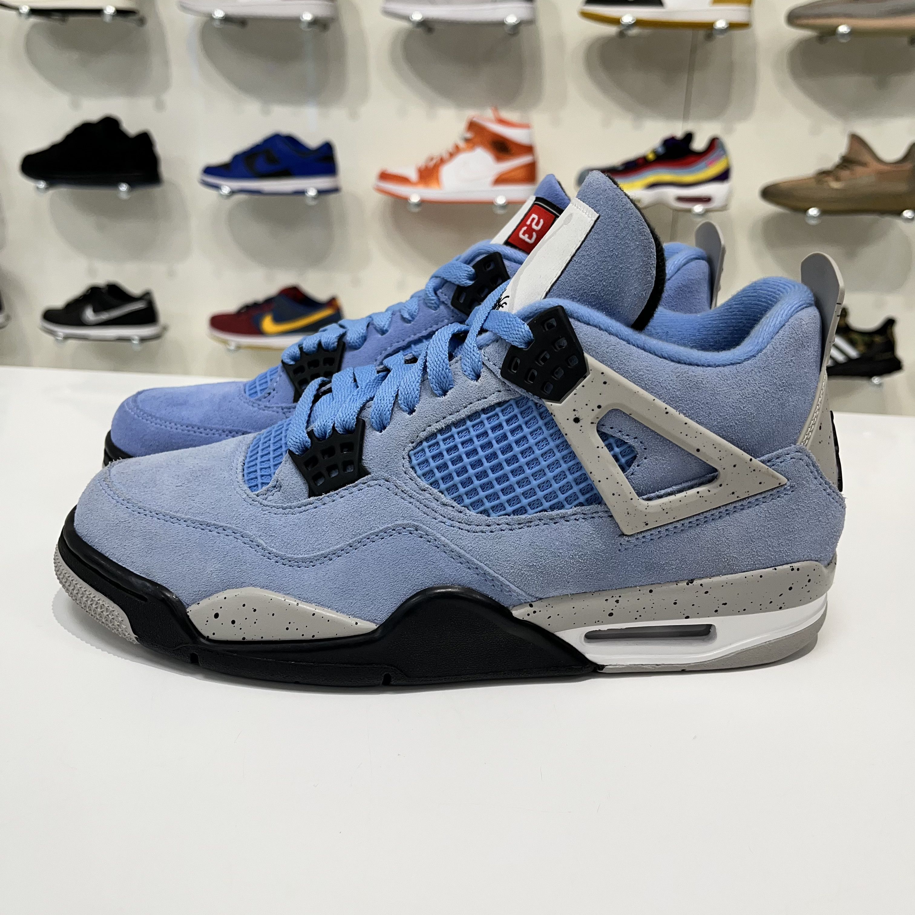 Nike Air Jordan 4 University Blue Size US 8.5 / EU 41-42 - 3 Thumbnail