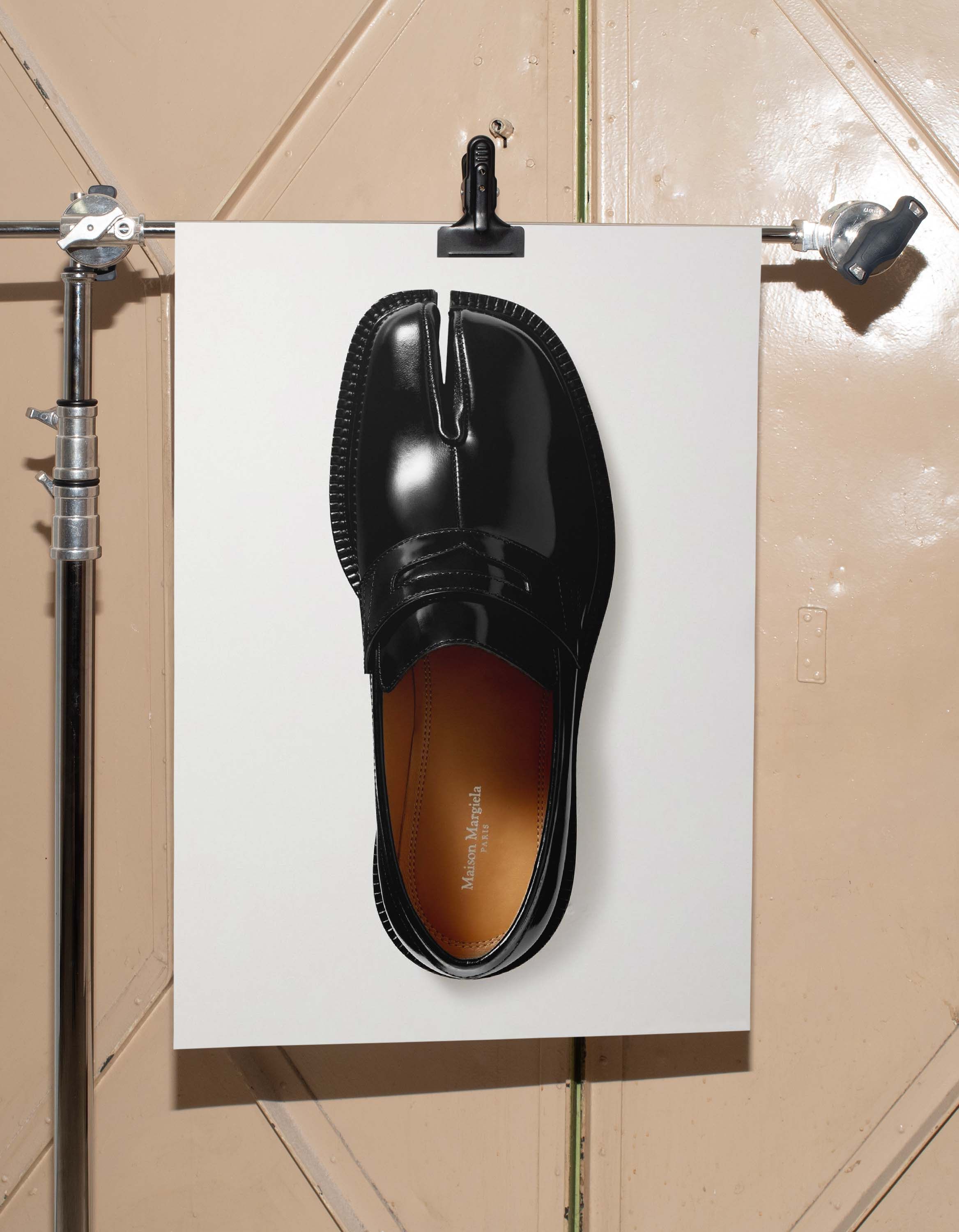 Maison Margiela Maison Margiela Tabi Shoes Poster Gift Vintage Archive Size ONE SIZE - 1 Thumbnail