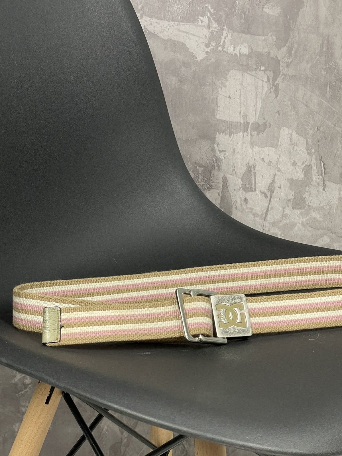DC × Vintage DC Shoes Y2K Pink Striped Glamour Skate Belt Size ONE SIZE - 3 Thumbnail