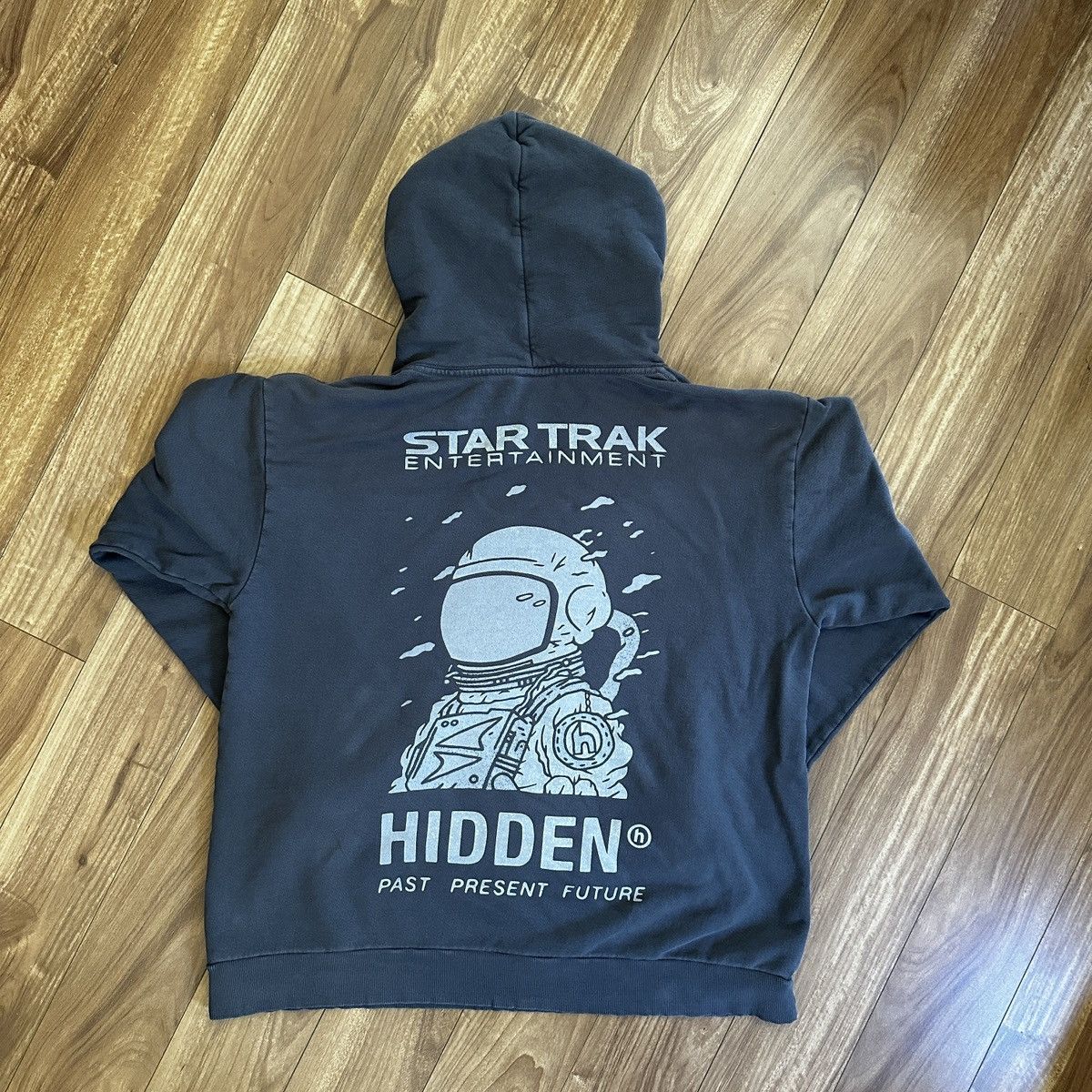 Other Hidden NY Star Trak Spaceman Size US L / EU 52-54 / 3 - 2 Thumbnail