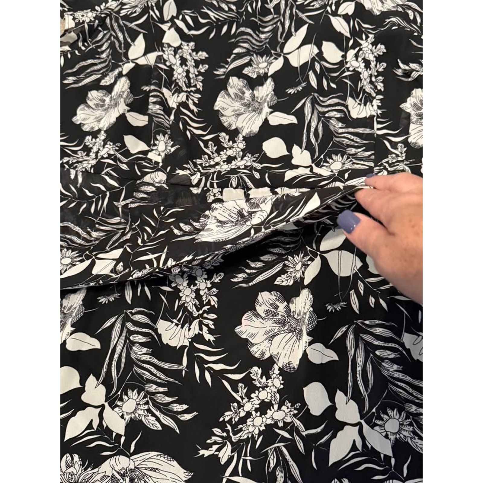 Other Cato Dress B/W Floral Sheer Overlay Sheath RuffleShortSleeve Size 4XL / US 24-26 - 5 Thumbnail