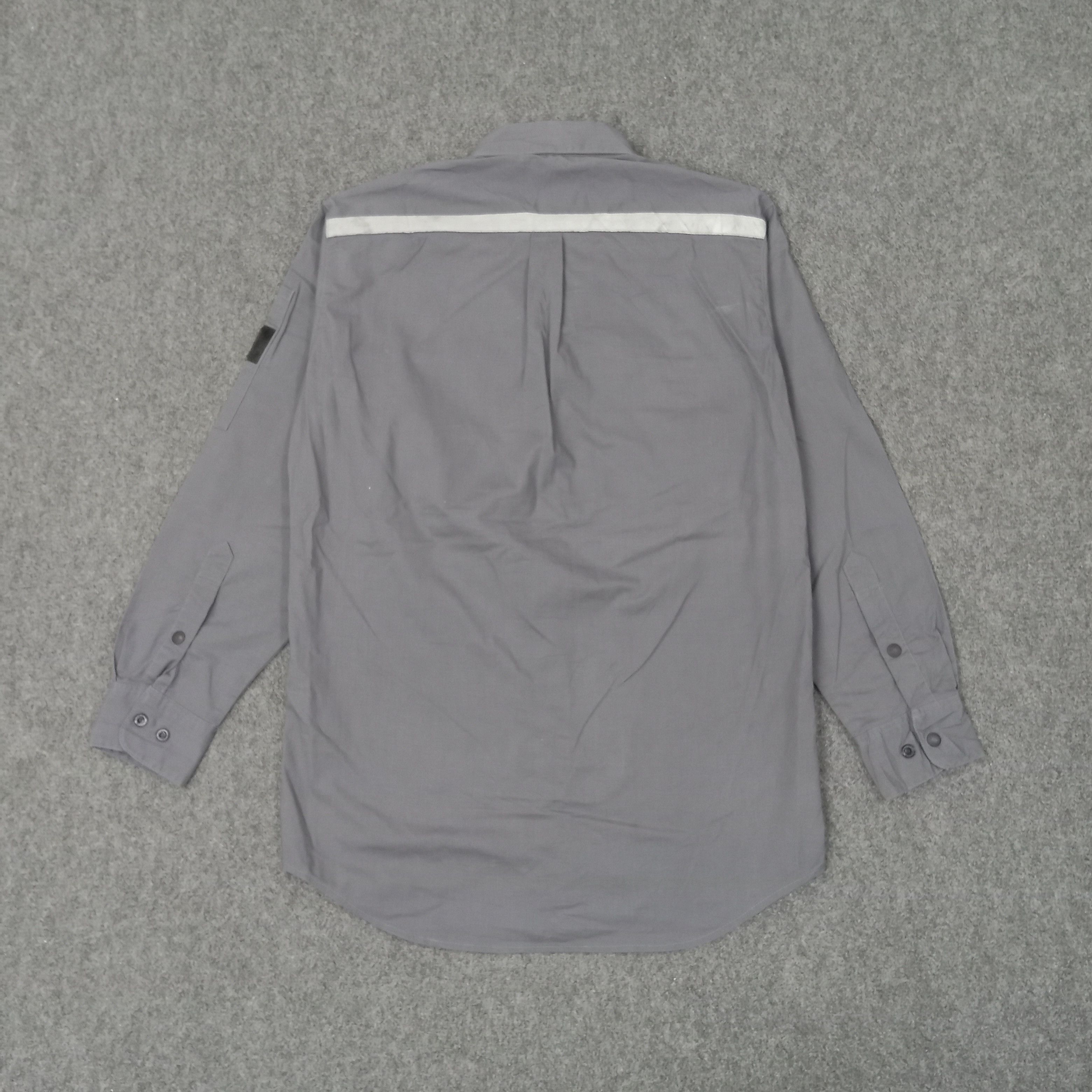 Japanese Brand Toshiba Japanese Electronic Staff Shirt Button Up C223N38 Size US L / EU 52-54 / 3 - 4 Thumbnail