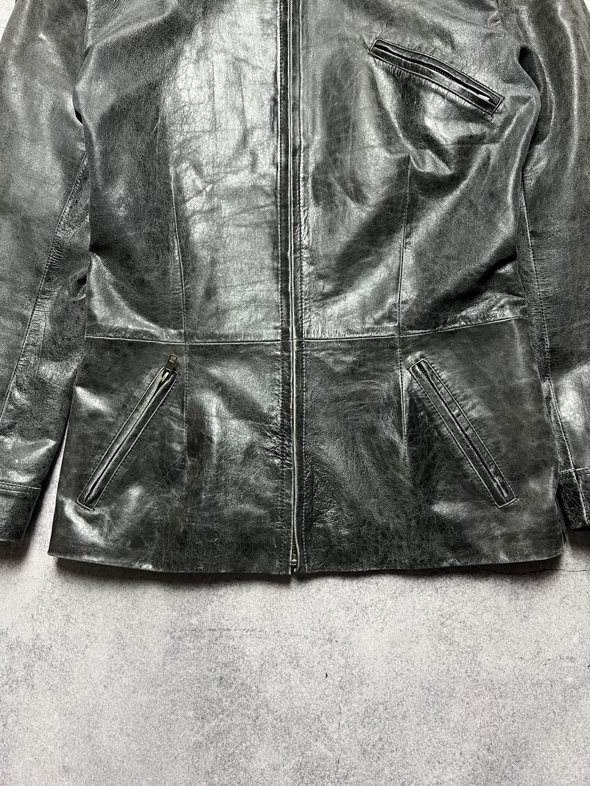 Japanese Brand Vintage Leather Faded Asymmetrical Rick Owens Style Jacket Size S / US 4 / IT 40 - 5 Thumbnail