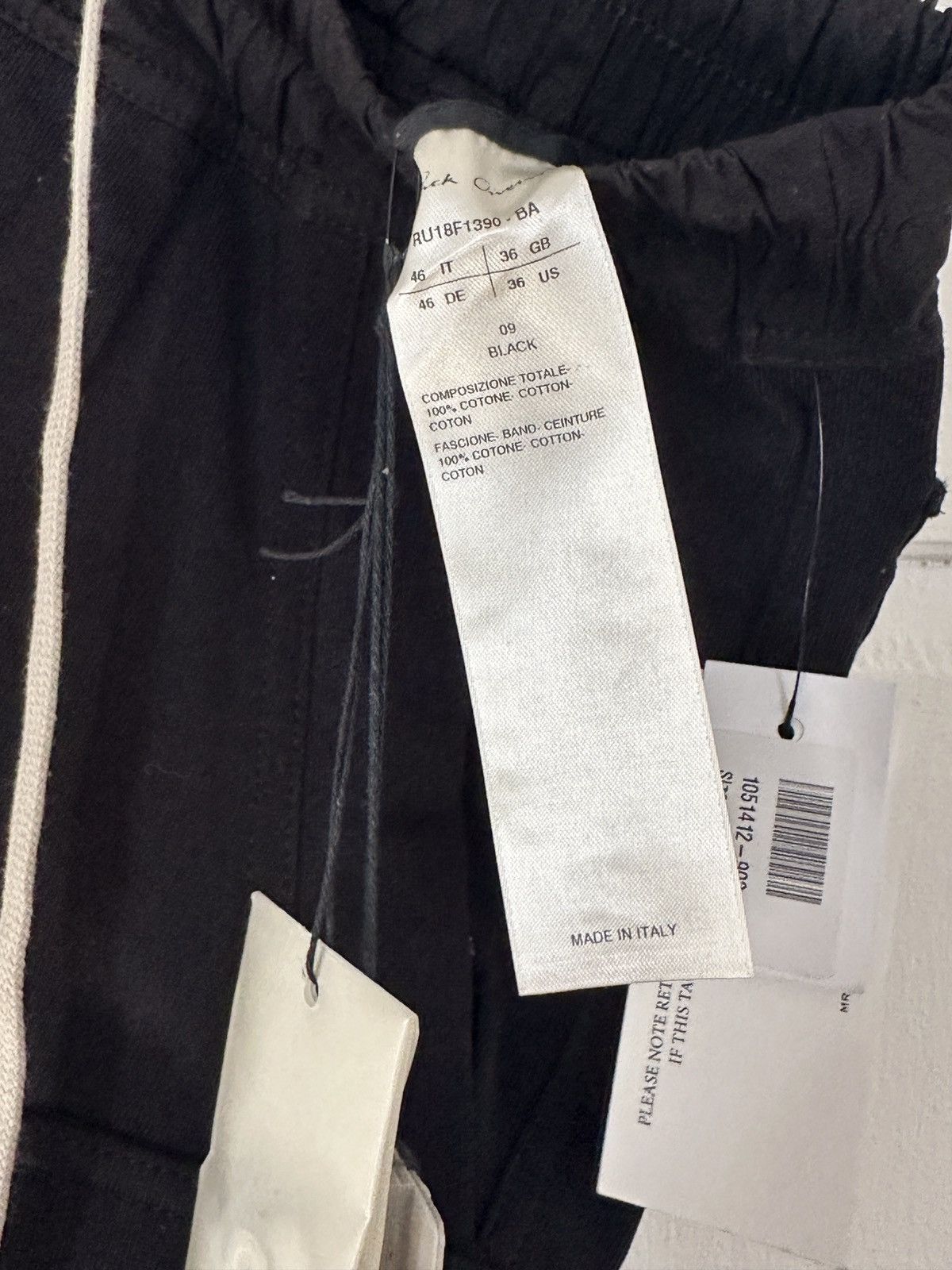 Rick Owens NWT Men’s Rick Owens black cargo joggers size IT 46 Size US 30 / EU 46 - 8 Thumbnail