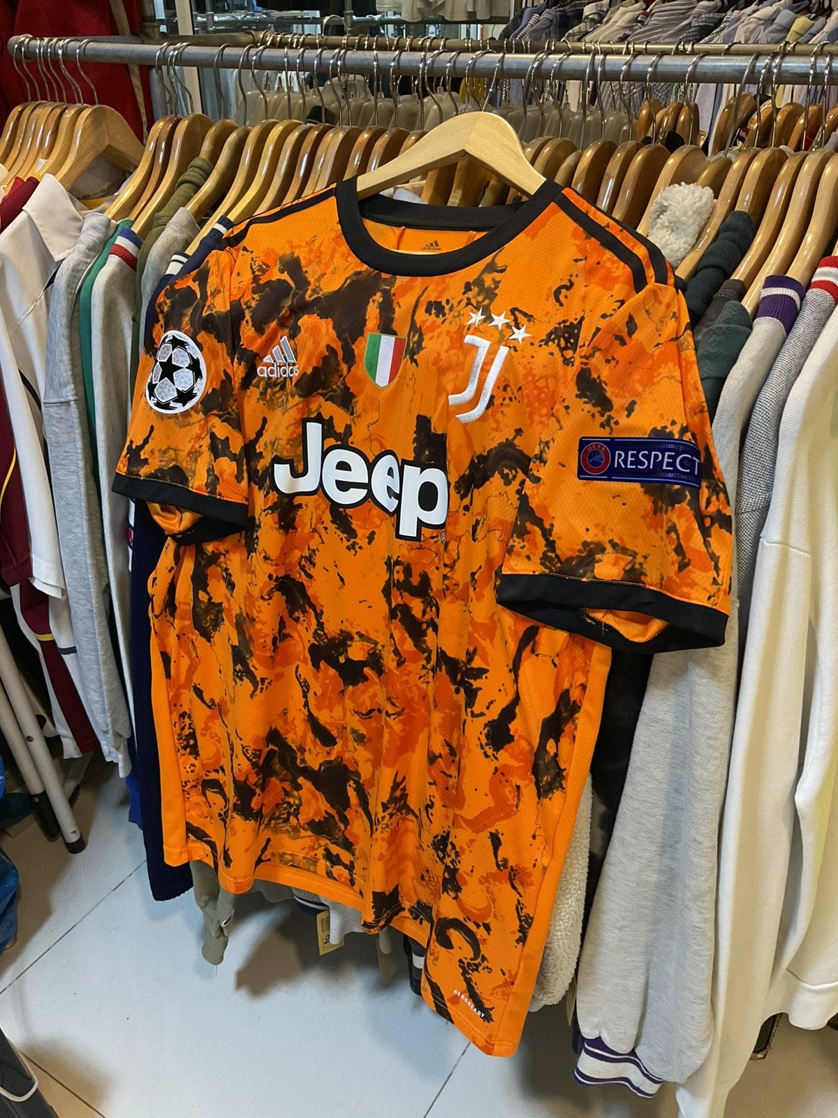 Adidas × Vintage 2020-2021 Juventus CR7 Third Kit Size US XL / EU 56 / 4 - 2 Thumbnail