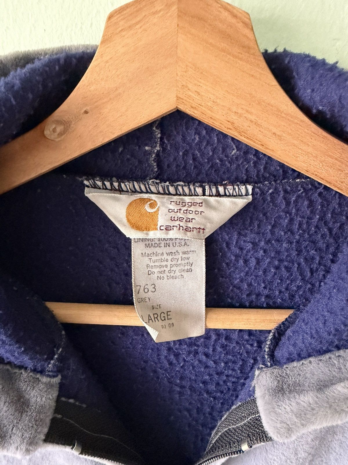 Carhartt Vintage Carhartt Velvet Zipper Jacket Size US M / EU 48-50 / 2 - 2 Thumbnail
