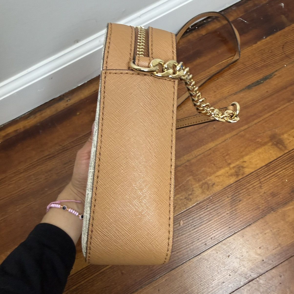 Michael Kors Michael Kors Jet Set Large Logo Crossbody Bag Purse Vanilla Size ONE SIZE - 3 Thumbnail