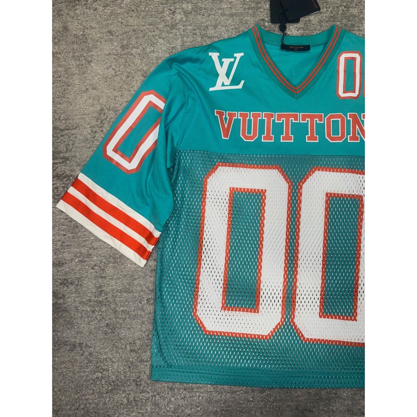 Louis Vuitton Louis Vuitton SS22 Hockey Jersey Tee Menthe T-Shirt Large L Size US L / EU 52-54 / 3 - 4 Thumbnail