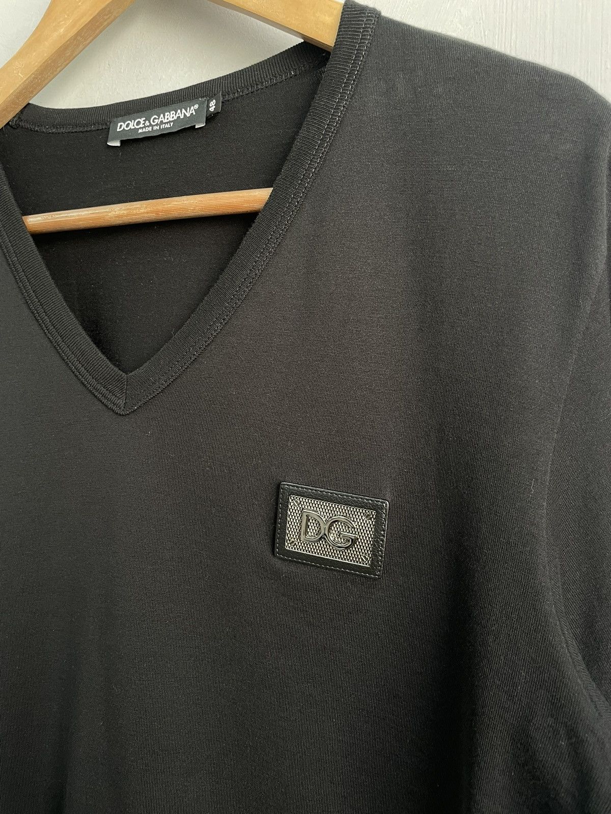 Dolce & Gabbana V-neck hype rare y2k dolce Gabbana t shirt tee Size US M / EU 48-50 / 2 - 3 Thumbnail